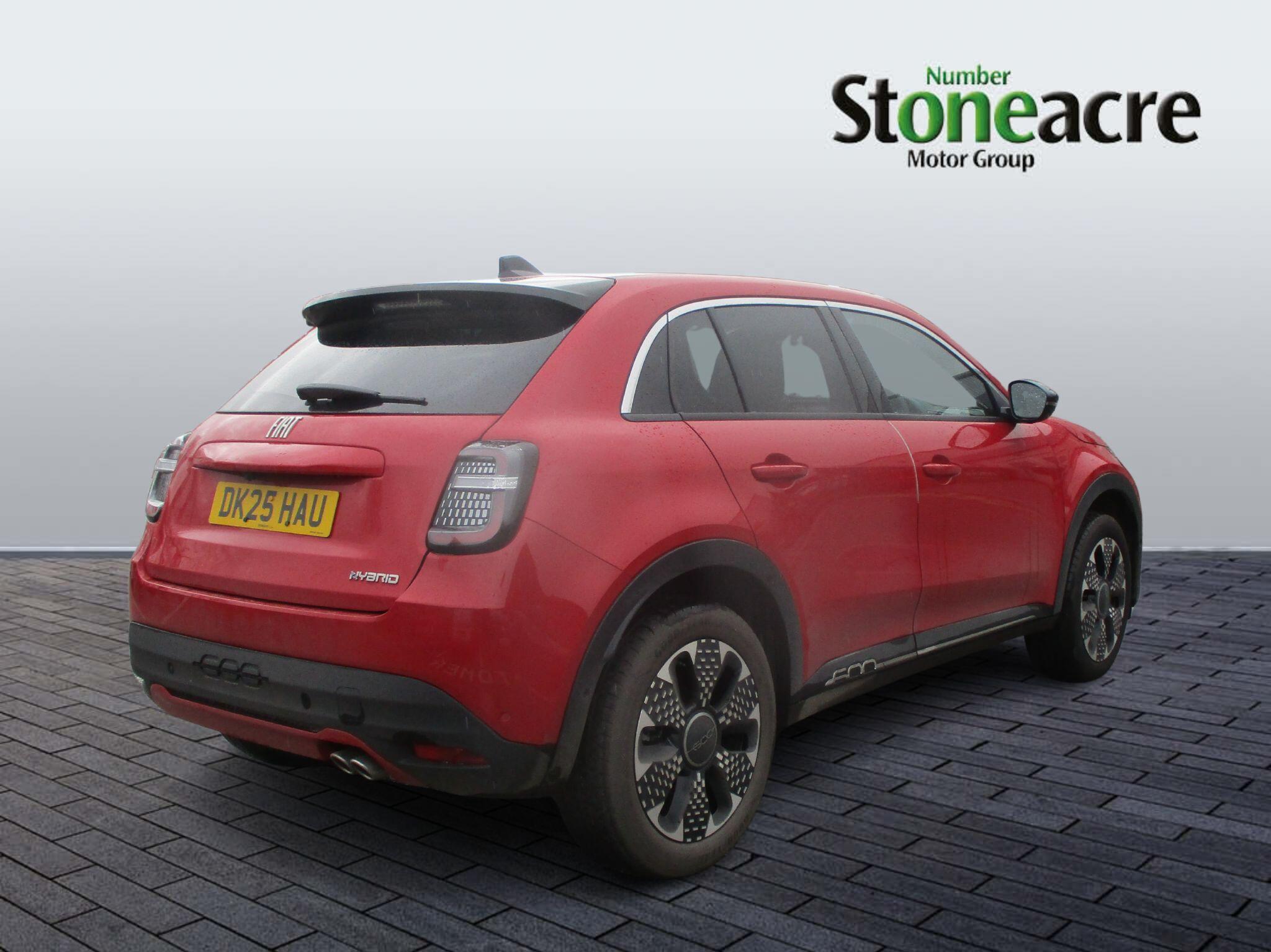 Fiat 600 1.2 MHEV La Prima e-DCT Euro 6 (s/s) 5dr DK25HAU Image 3