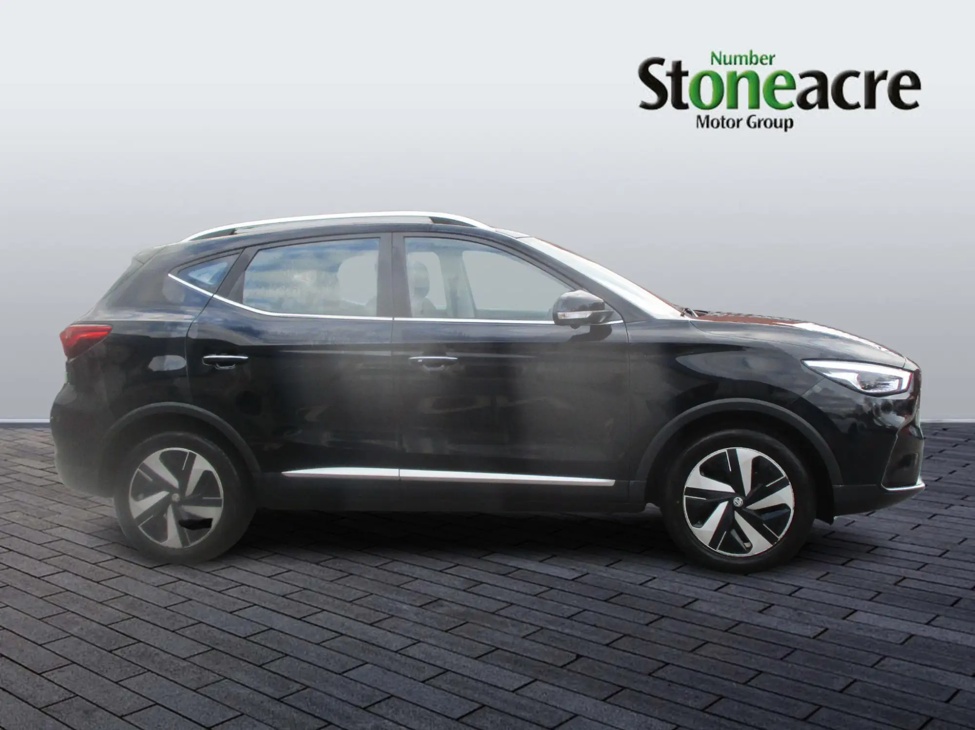 MG ZS EV 51.1kWh Trophy Auto 5dr FE22ZFV Image 2
