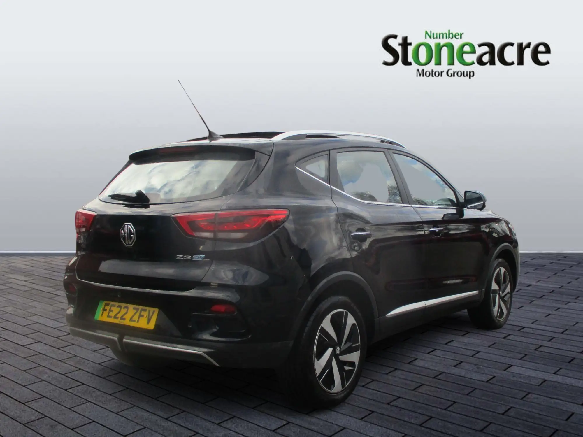 MG ZS EV 51.1kWh Trophy Auto 5dr FE22ZFV Image 3