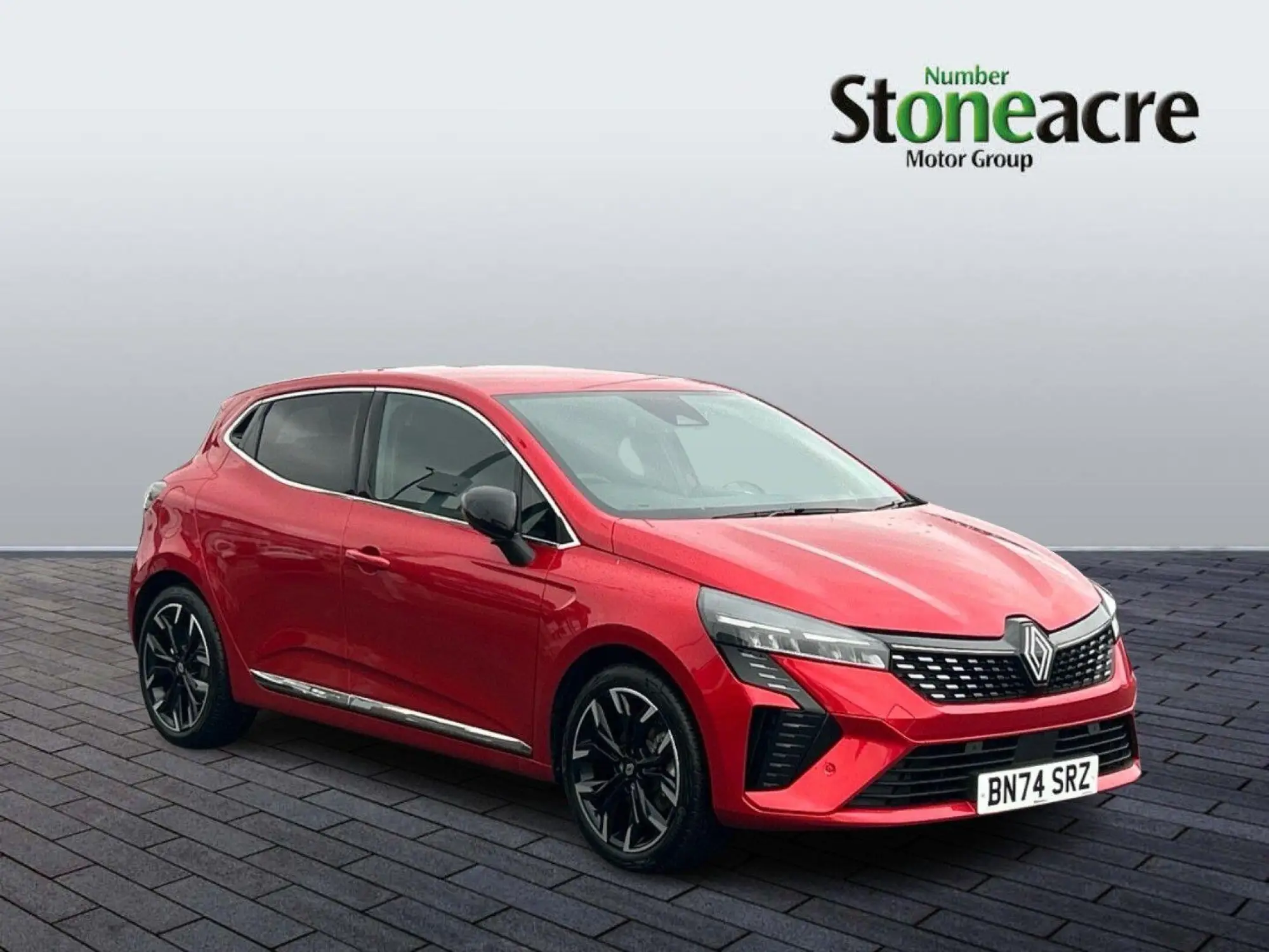 Renault Clio E-Tech 1.6 E-TECH techno Auto Euro 6 (s/s) 5dr BN74SRZ Image 1