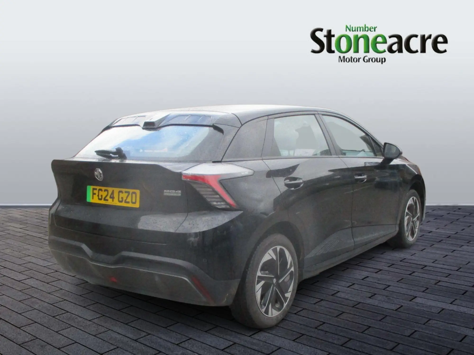 MG 4 EV 51kWh SE Auto 5dr FG24GZO Image 3