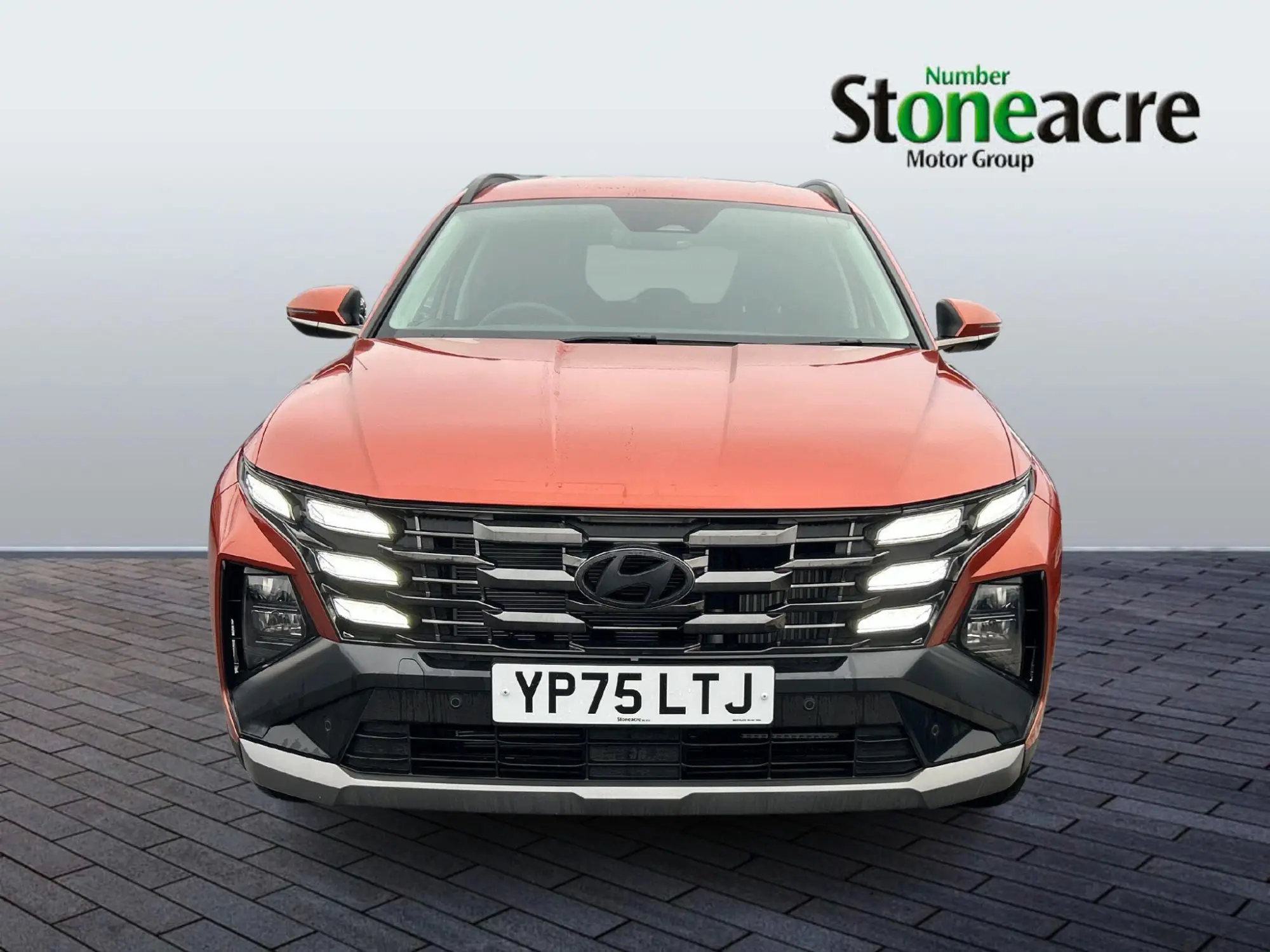 Hyundai TUCSON Image 2