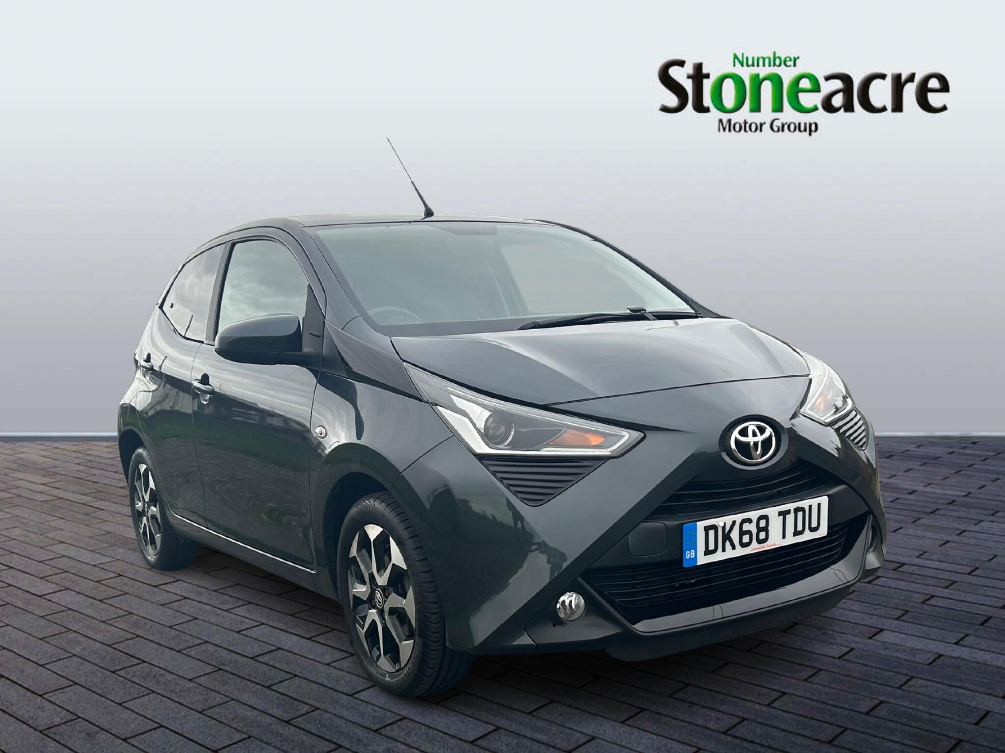 Toyota Aygo 1.0 VVT-i x-plore Hatchback 5dr Petrol Manual Euro 6 (71 ps) DK68TDU Image 1
