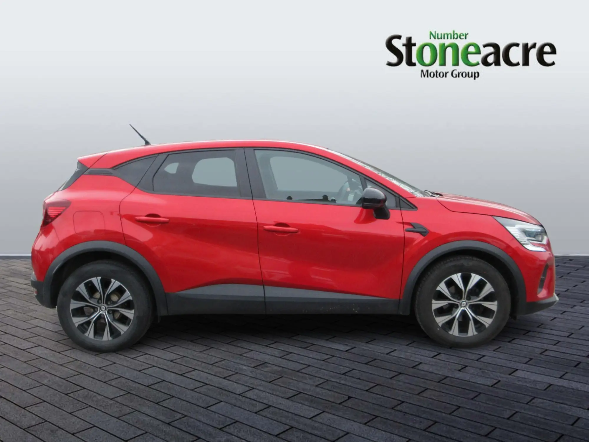 Renault Captur Evolution TCe 90 MY22 BW72LKD Image 2