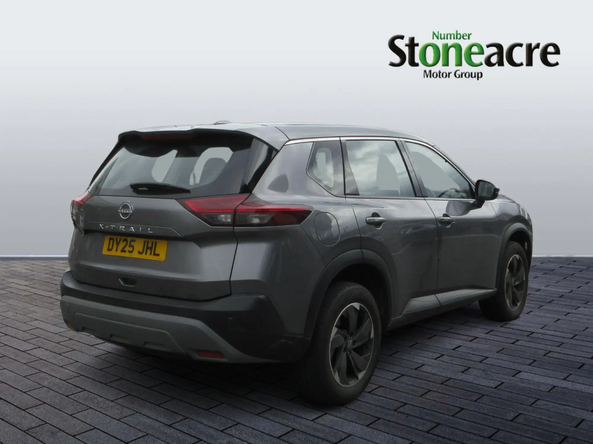 Nissan X-Trail 1.5 DIG-T MHEV Acenta Premium XTRON Euro 6 (s/s) 5dr DY25JHL Image 3