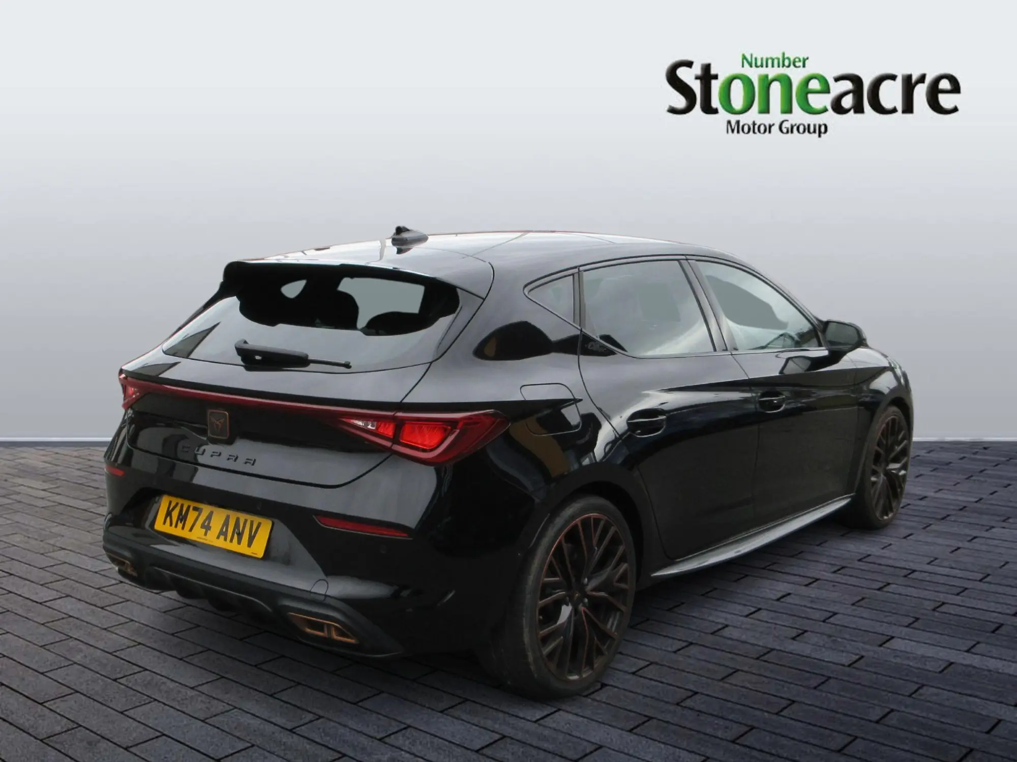 CUPRA Leon 1.4 eHybrid 12.8kWh VZ2 Design Edition DSG Euro 6 (s/s) 5dr KM74ANV Image 3