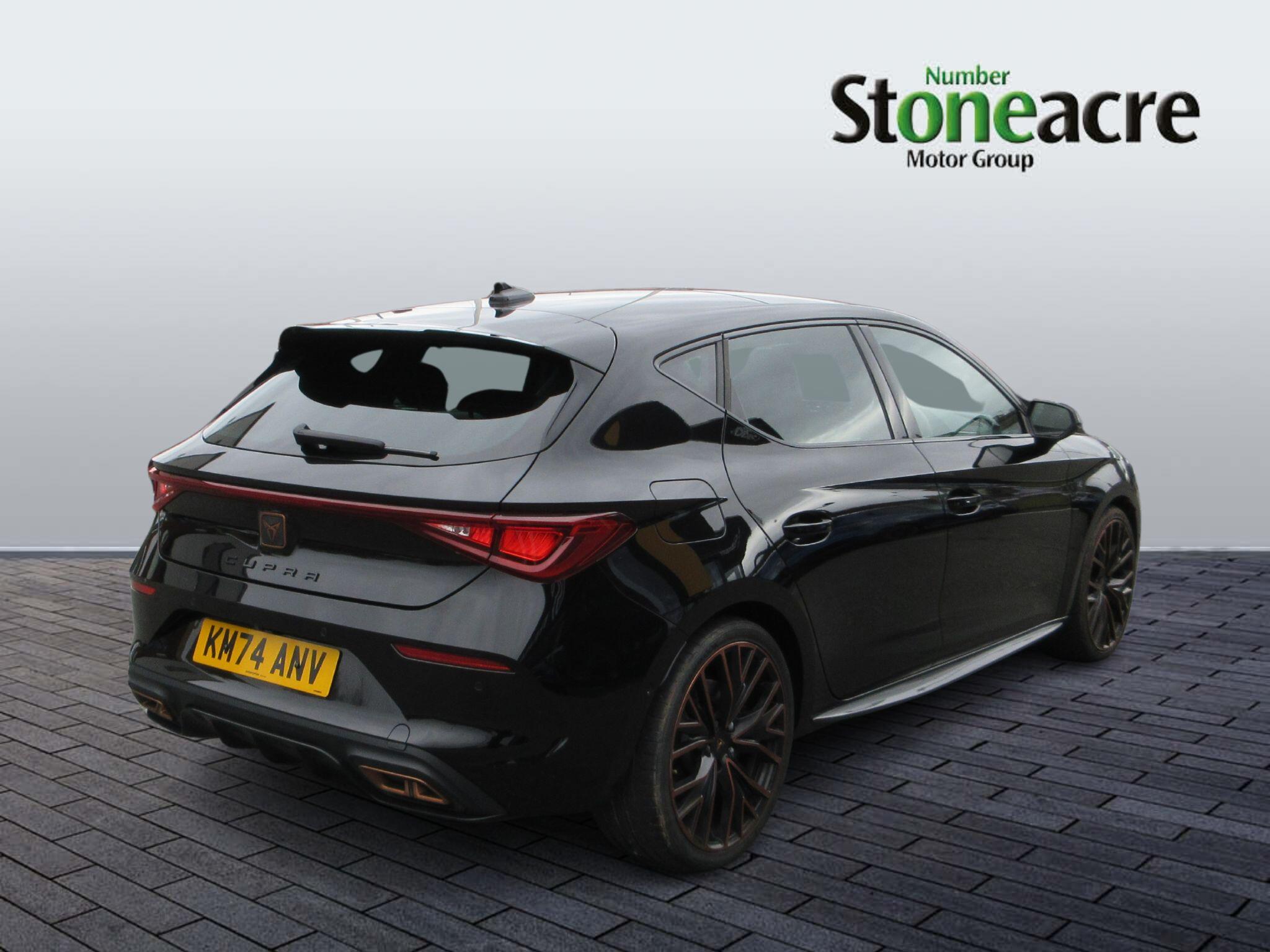 CUPRA Leon 1.4 eHybrid 12.8kWh VZ2 Design Edition DSG Euro 6 (s/s) 5dr KM74ANV Image 3