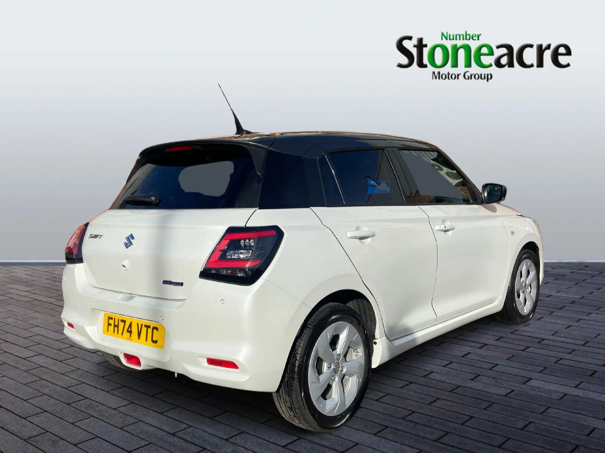 Suzuki Swift 1.2 MHEV Motion CVT Euro 6 (s/s) 5dr FH74VTC Image 2