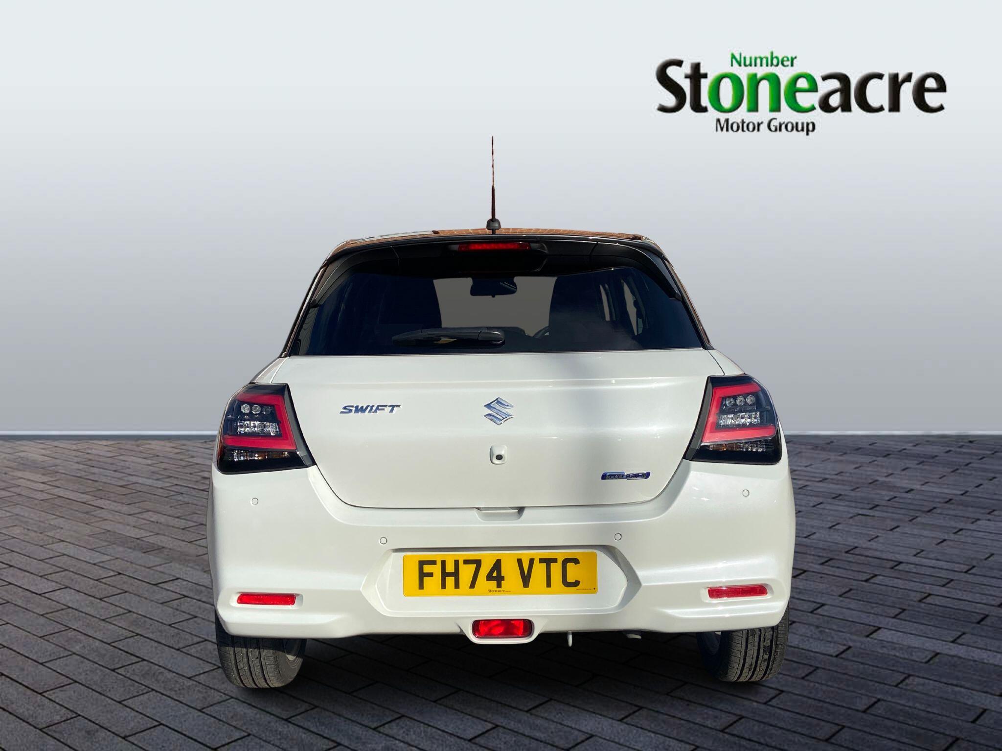 Suzuki Swift 1.2 MHEV Motion CVT Euro 6 (s/s) 5dr FH74VTC Image 3