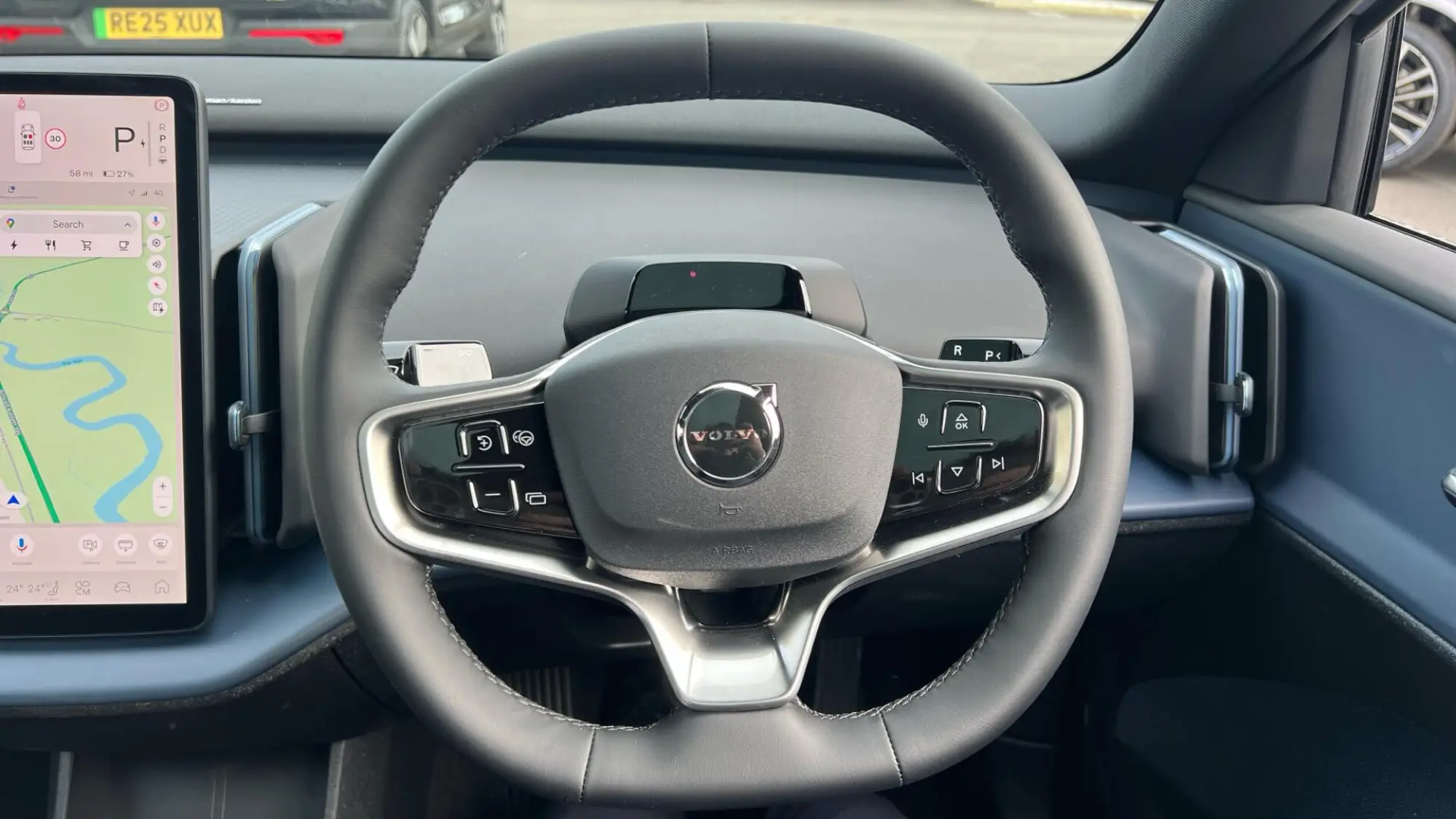 Volvo EX30 Image 10