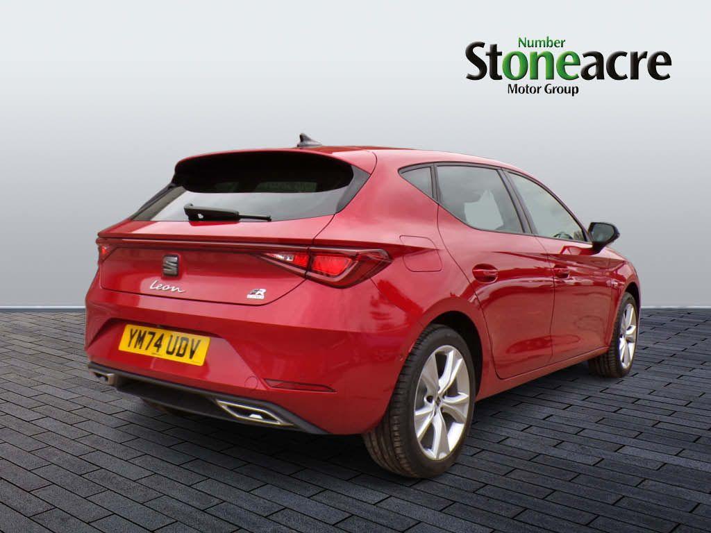 SEAT Leon e-Hybrid 1.4 eHybrid 13kWh FR DSG Euro 6 (s/s) 5dr YM74UDV Image 3