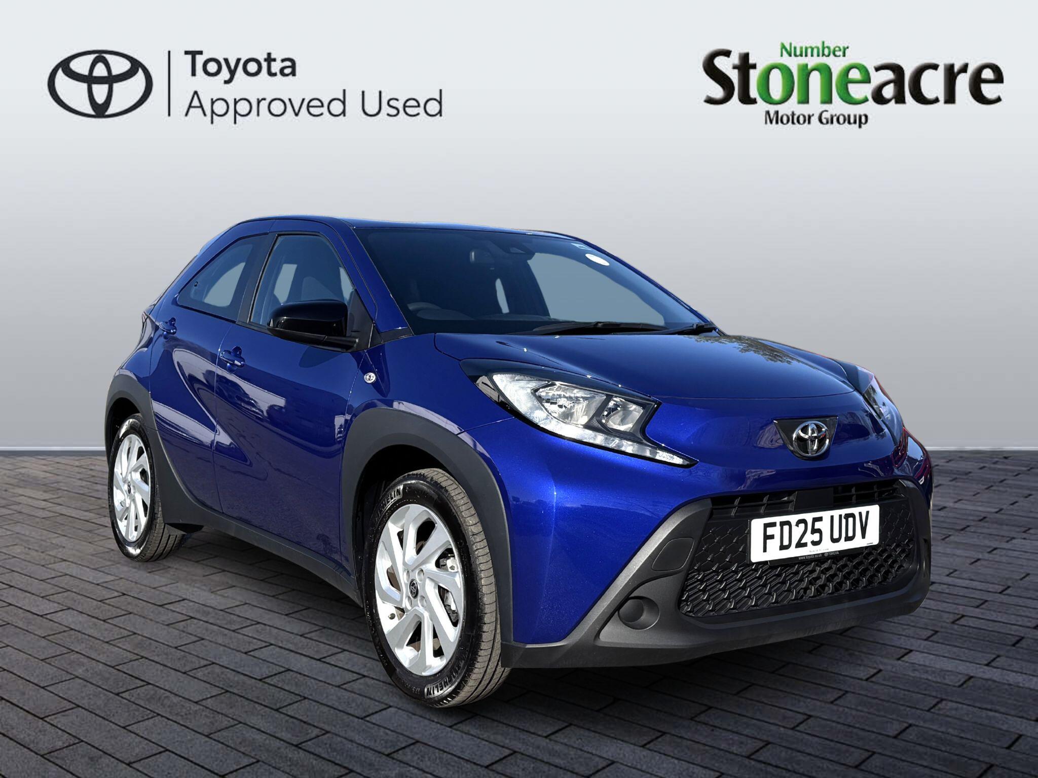 Toyota Aygo X 1.0 VVT-i Pure 5dr Auto FD25UDV Image 1