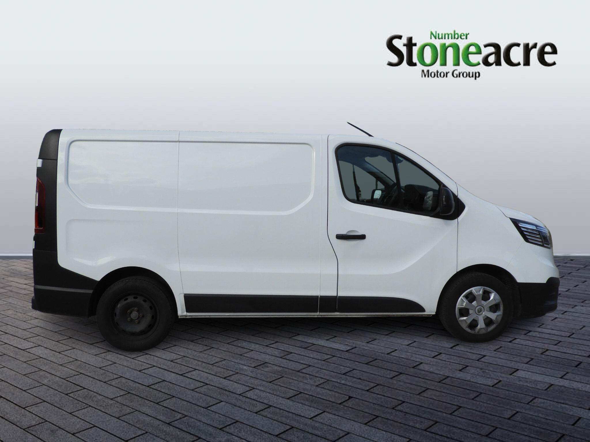 Renault Trafic Image 2