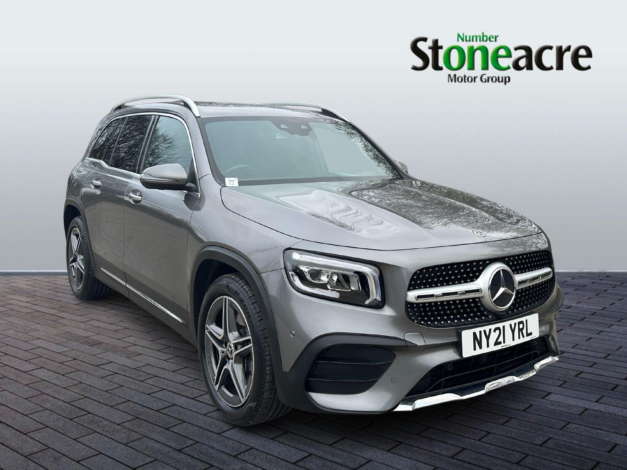Mercedes-Benz GLB 2.0 GLB220d AMG Line (Premium) SUV 5dr Diesel G-Tronic 4MATIC Euro 6 (s/s) (5 Seat) (190 ps) NY21YRL Image 1