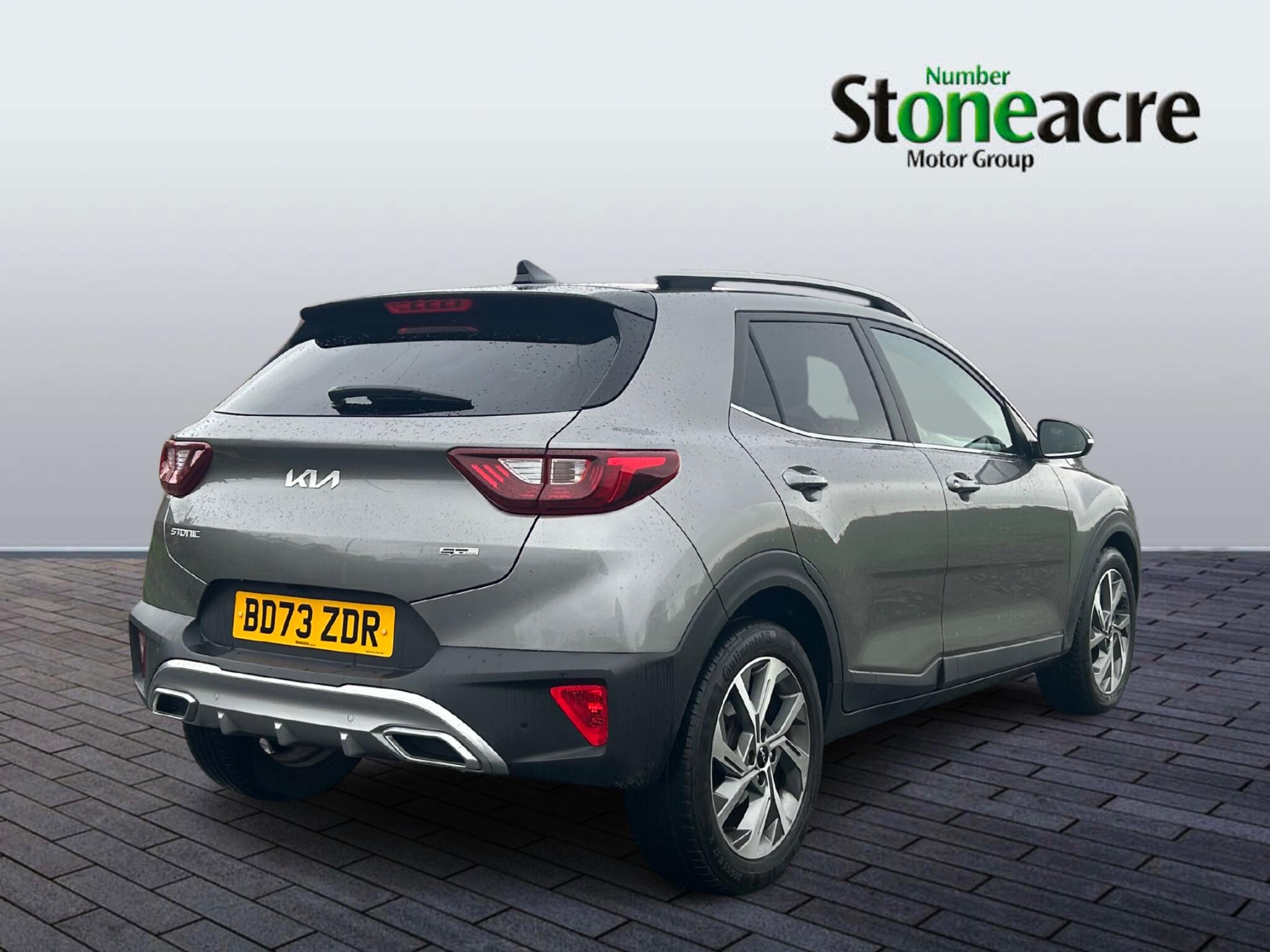 Kia Stonic 1.0 T-GDi GT-Line DCT Euro 6 (s/s) 5dr BD73ZDR Image 3