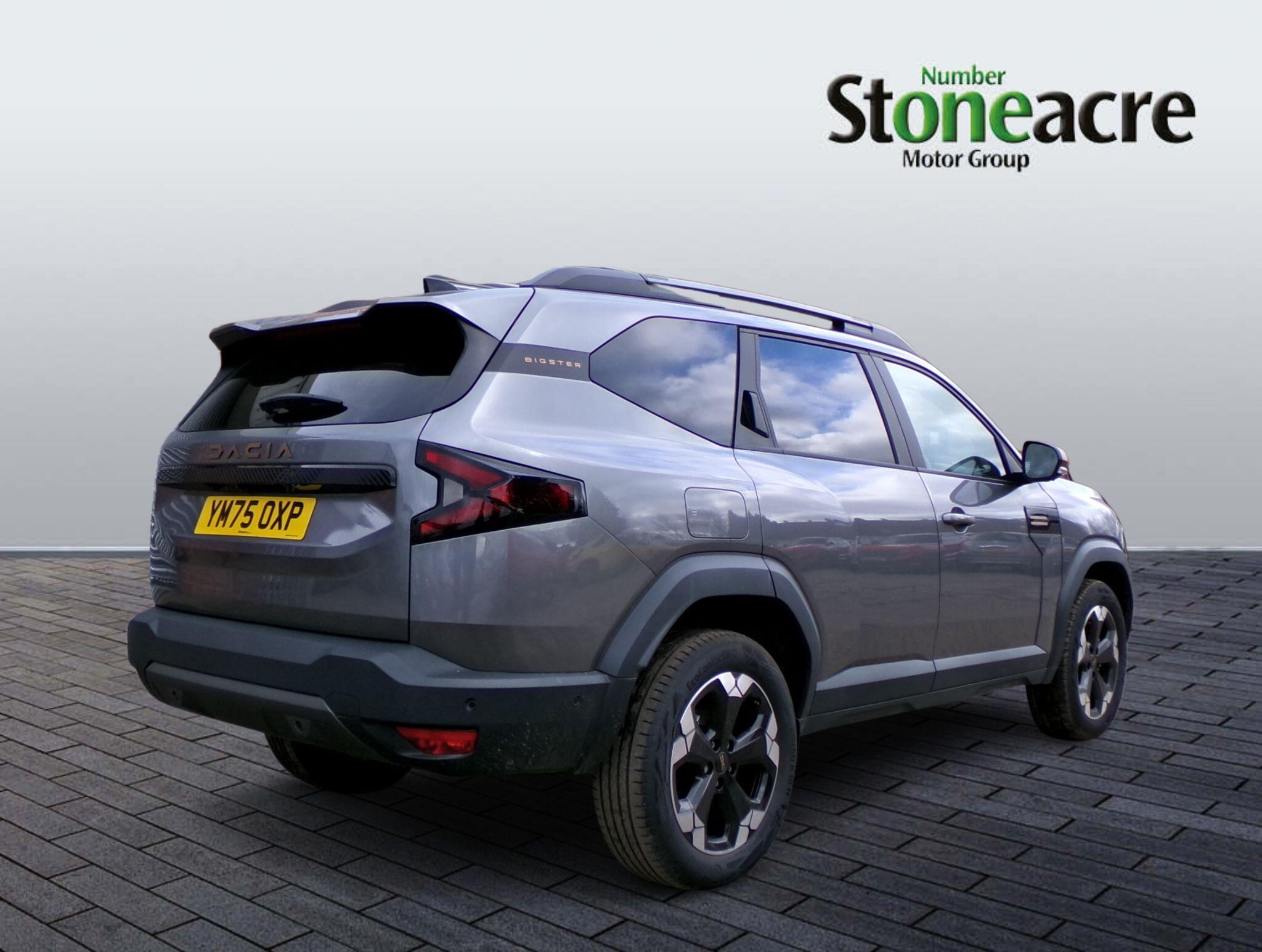 Dacia Bigster 1.2 TCe MHEV EXTREME Euro 6 (s/s) 5dr YM75OXP Image 3