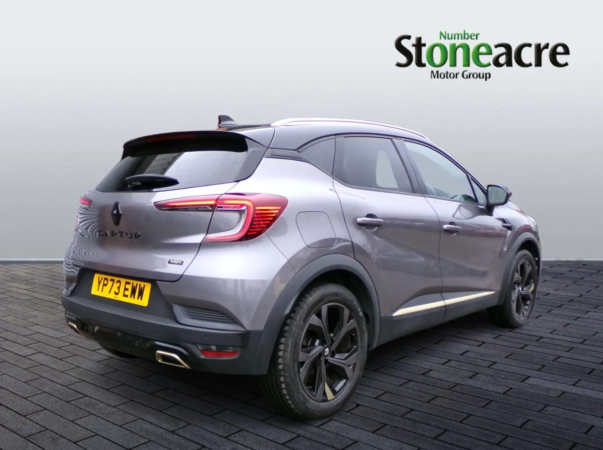 Renault Captur E-Tech 1.6 E-TECH E-Tech engineered Auto Euro 6 (s/s) 5dr YP73EWW Image 3