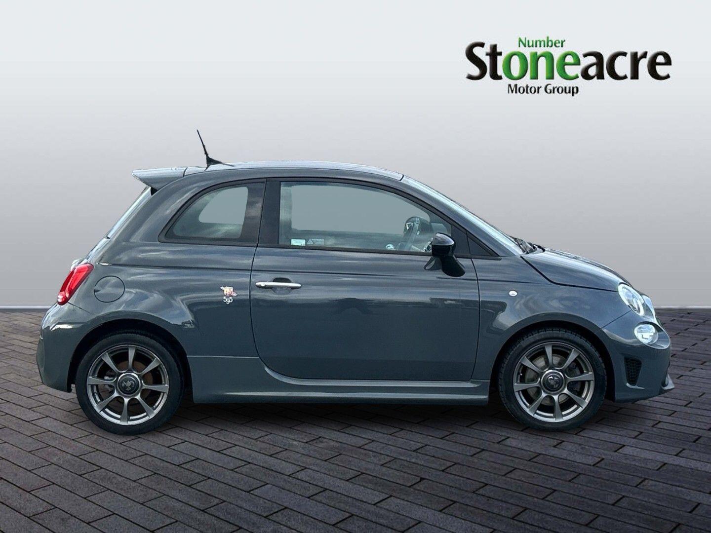 Abarth 595 1.4 T-Jet 145 3dr NL71VFF Image 2