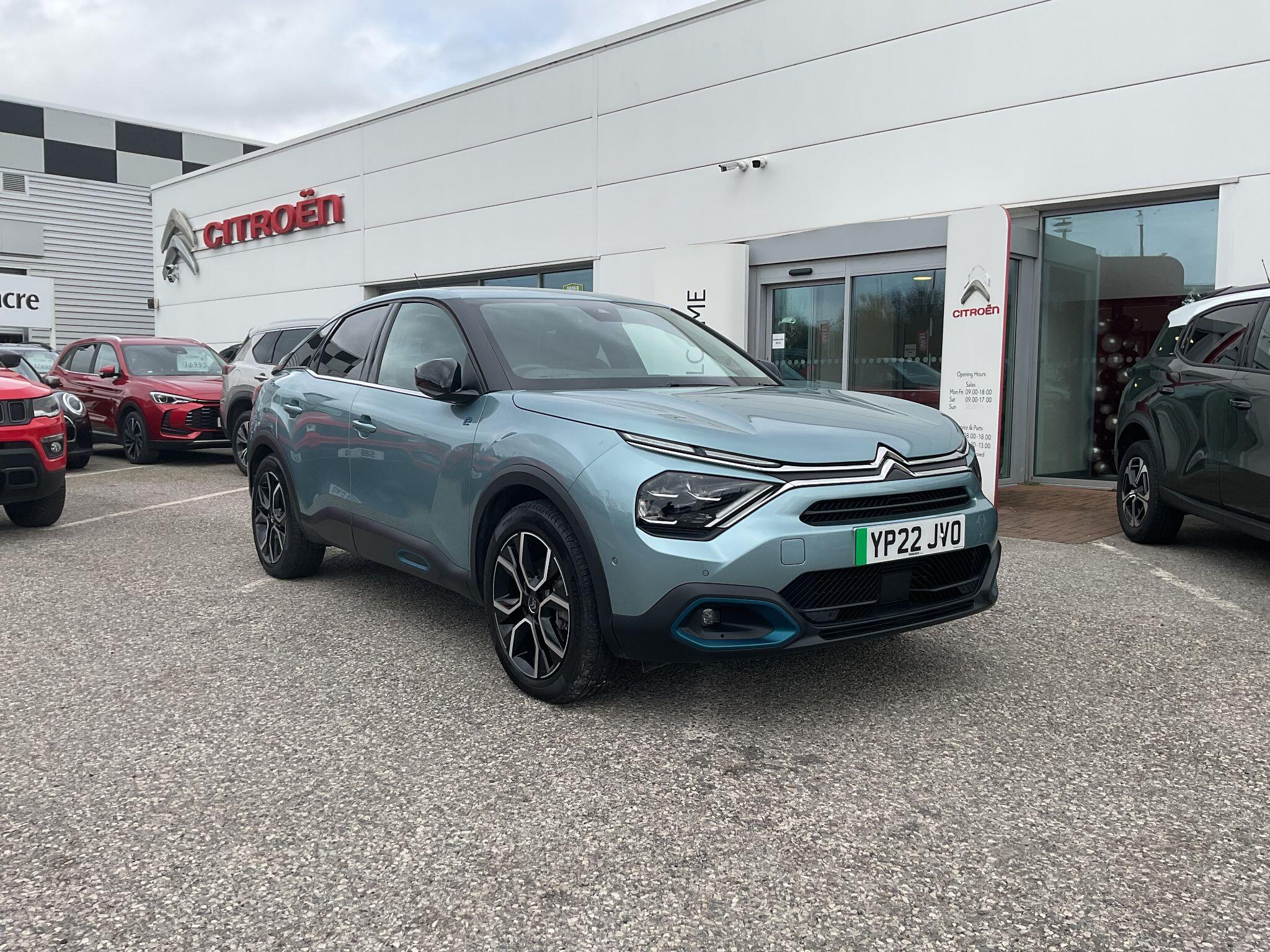 Citroen e-C4 50kWh Shine Plus Auto 5dr (7.4kW Charger) YP22JVO Image 1