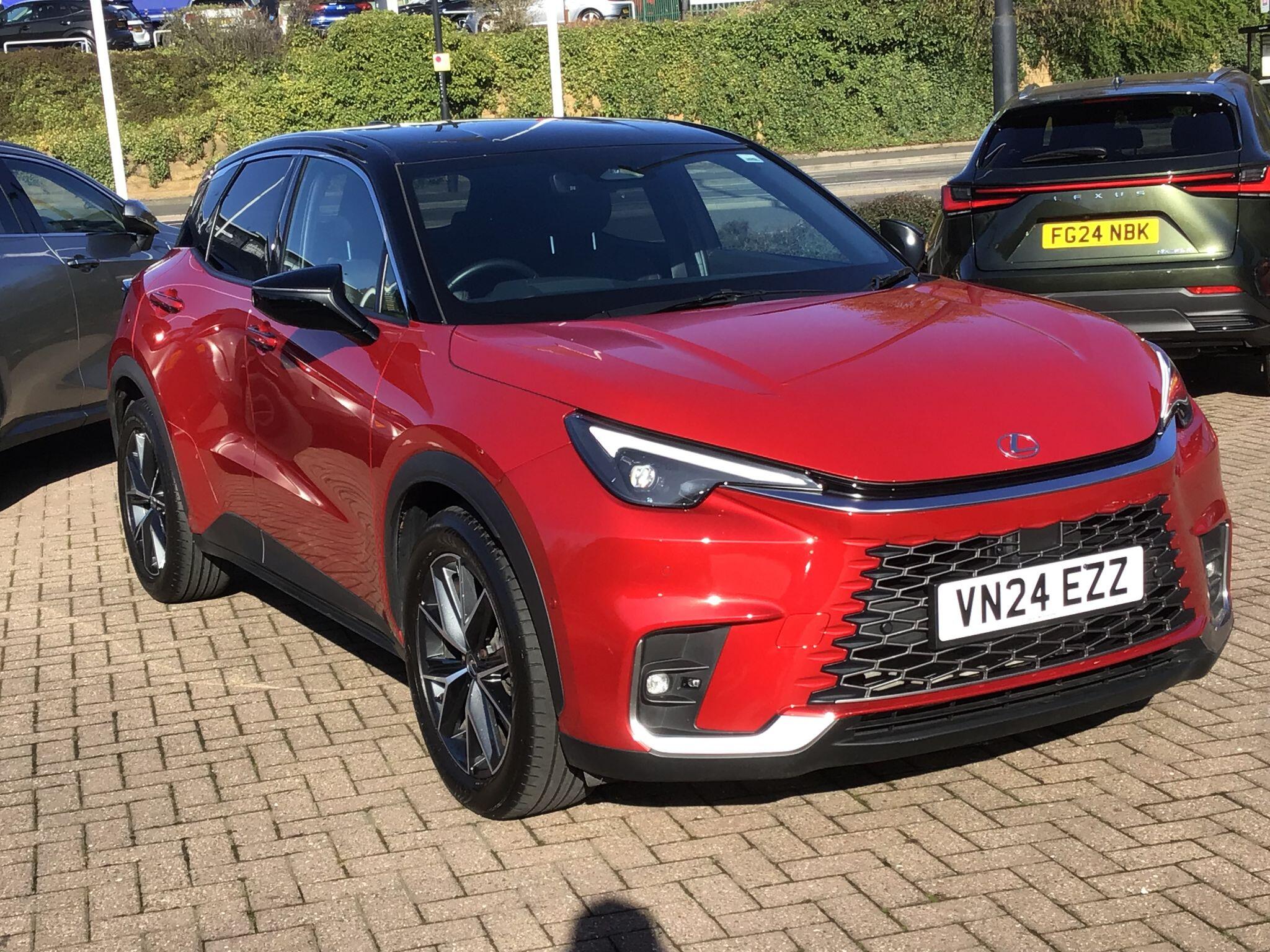 Lexus LBX 1.5 VVT-iE Takumi Design E-CVT Euro 6 (s/s) 5dr VN24EZZ Image 1