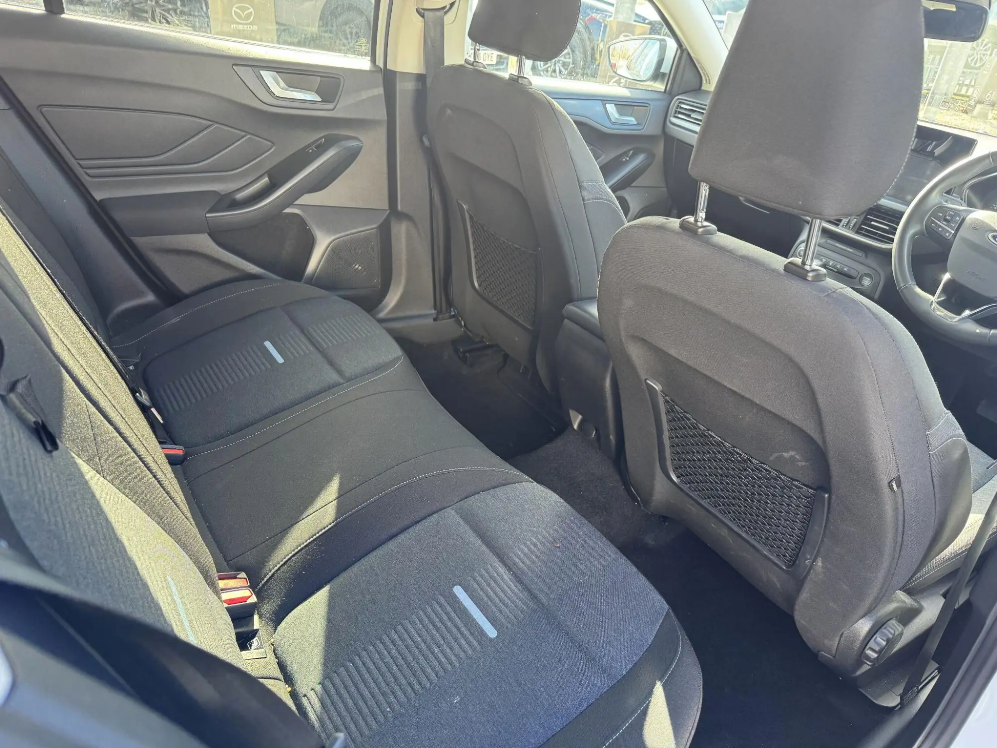Ford Focus Image 12