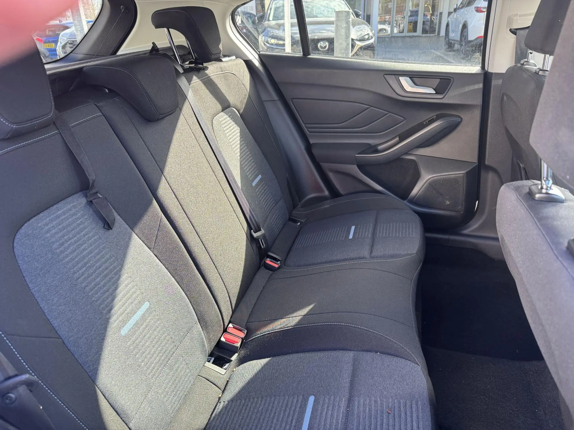Ford Focus Image 13