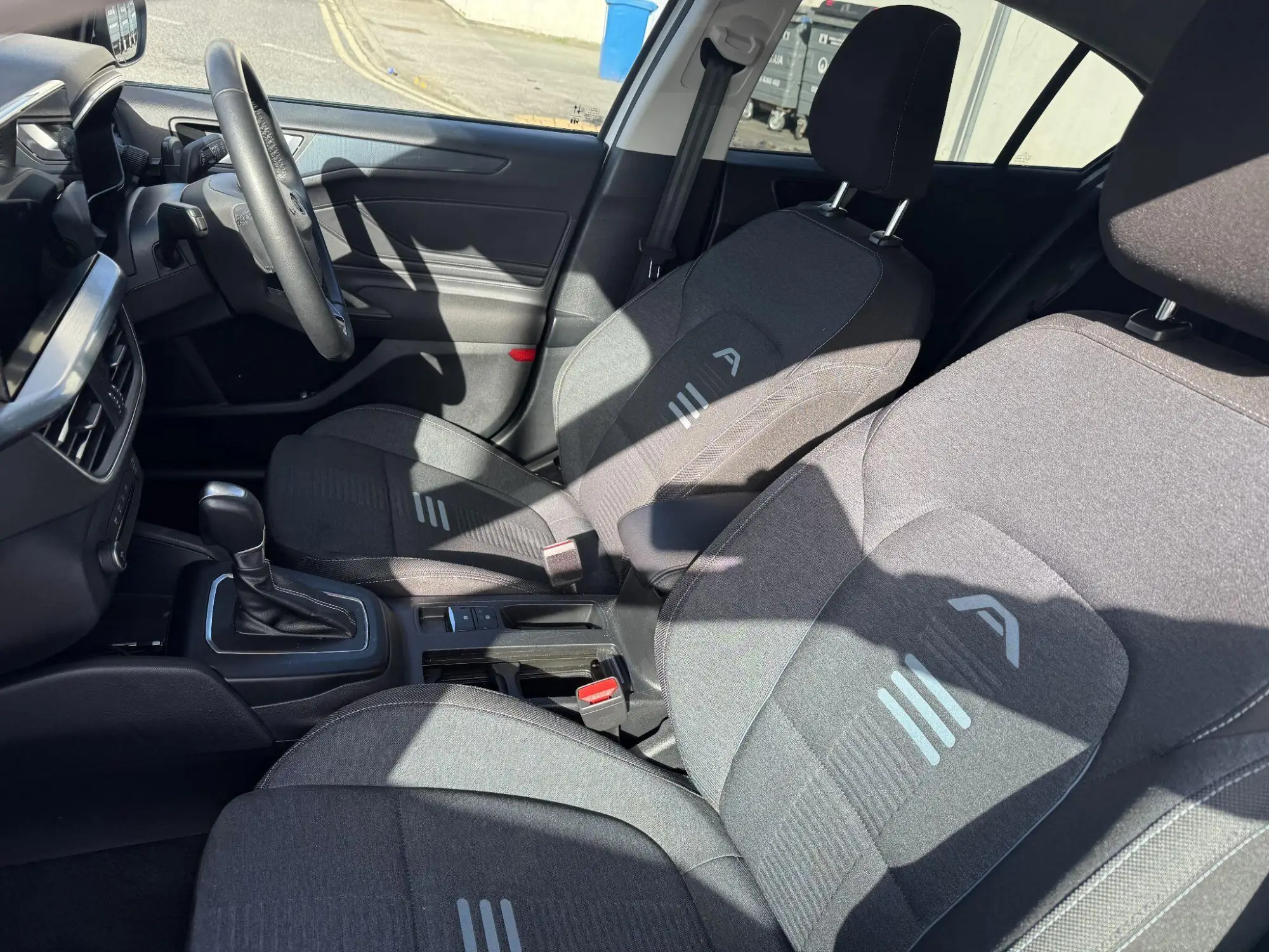 Ford Focus Image 19