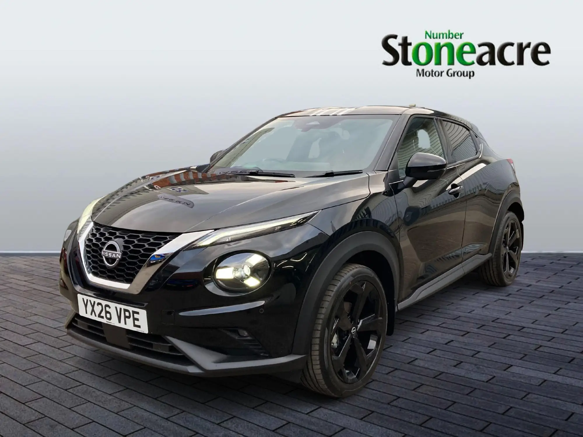 Nissan Juke 1.0 DIG-T Tekna DCT Auto Euro 6 (s/s) 5dr YX26VPE Image 3