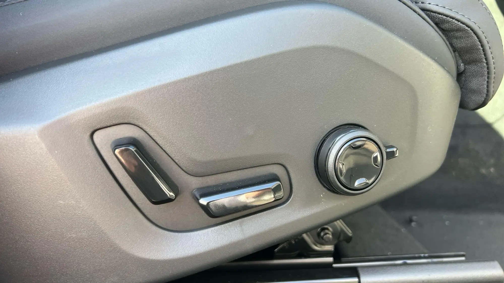 Volvo XC60 Image 20 Volvo XC60 Image 20