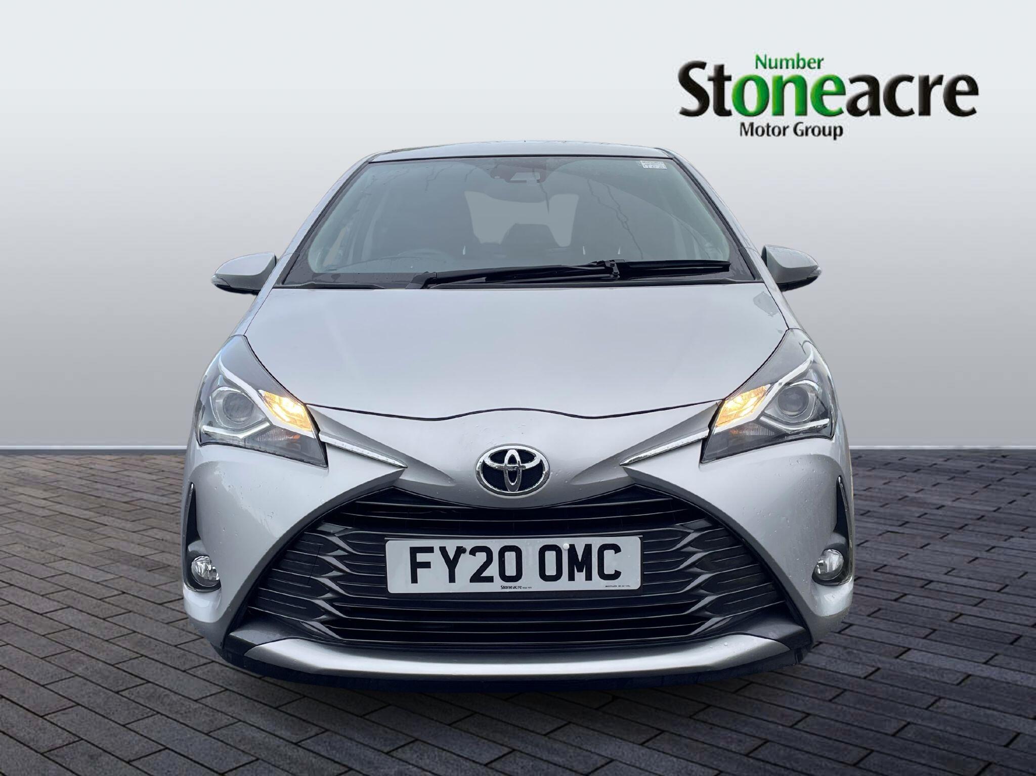 Toyota Yaris 1.5 VVT-i Y20 5dr [Bi-tone] FY20OMC Image 2