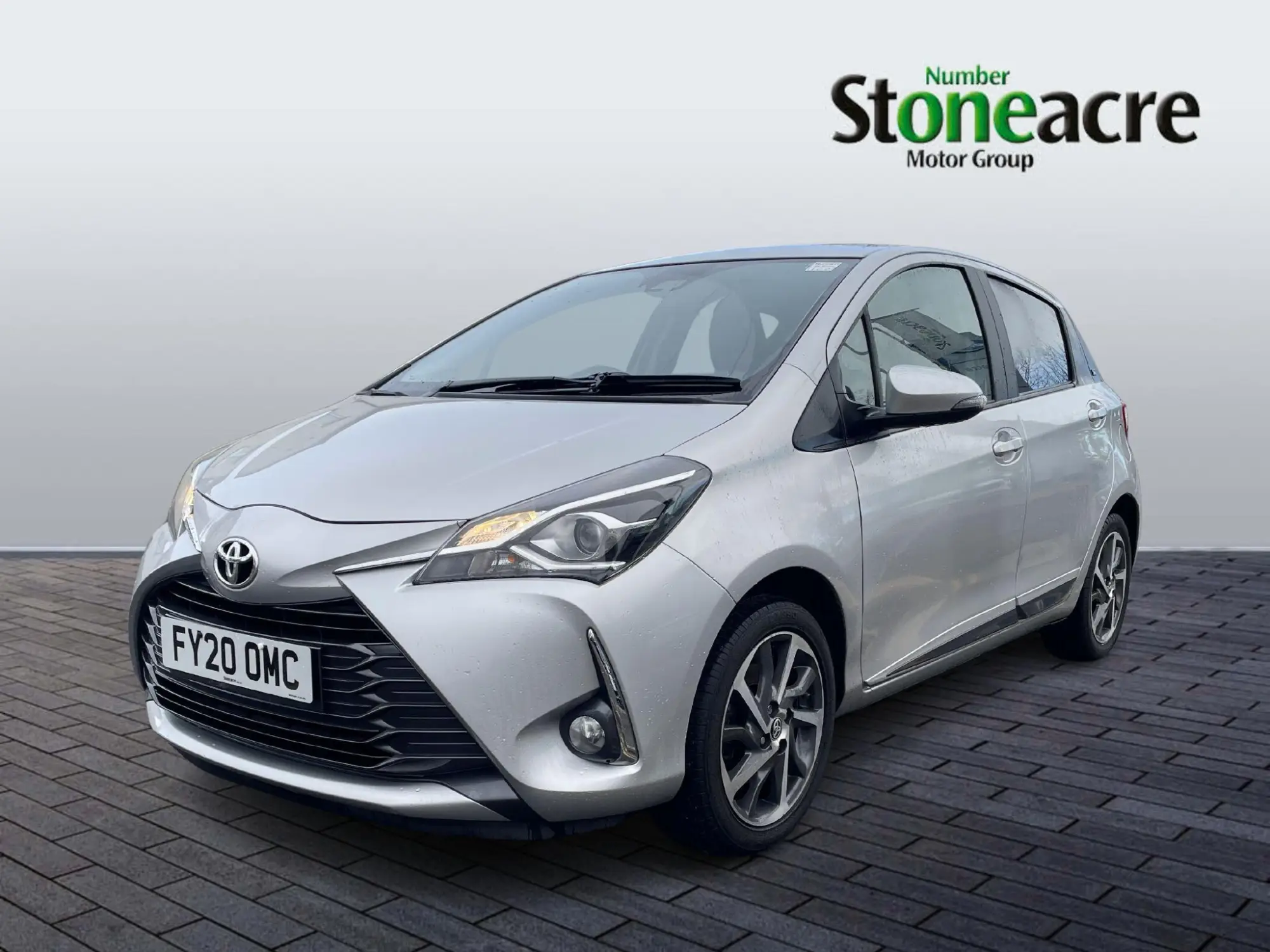 Toyota Yaris 1.5 VVT-i Y20 5dr [Bi-tone] FY20OMC Image 3