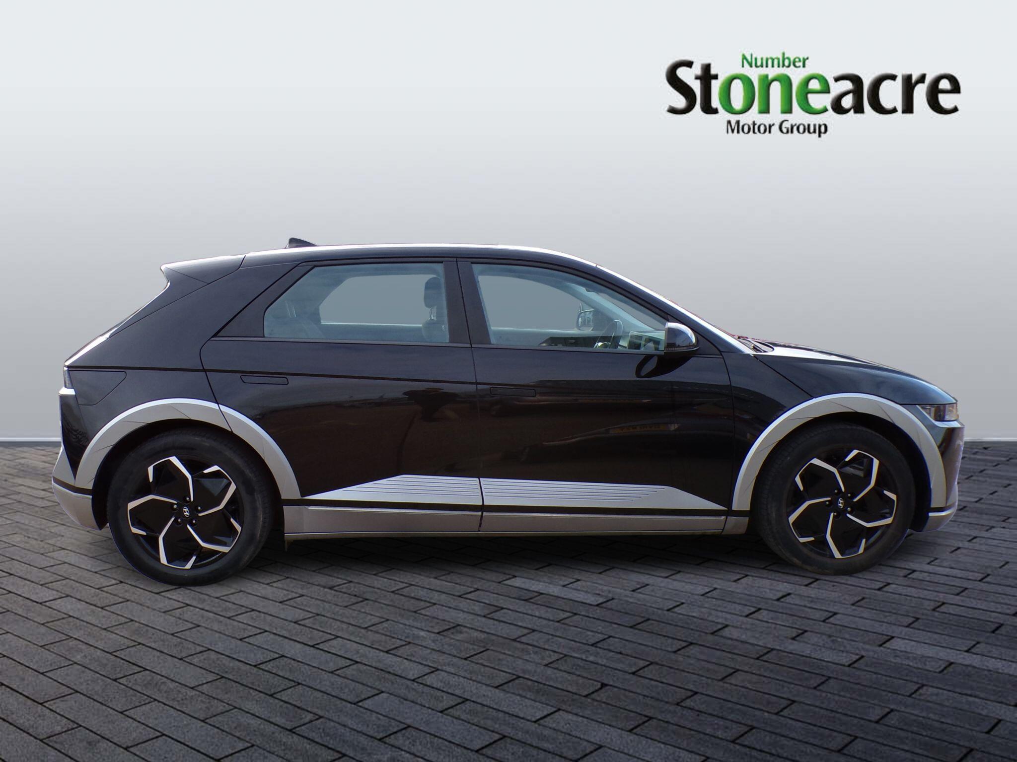 Hyundai IONIQ 5 73kWh Premium Auto 5dr LL71MDF Image 2