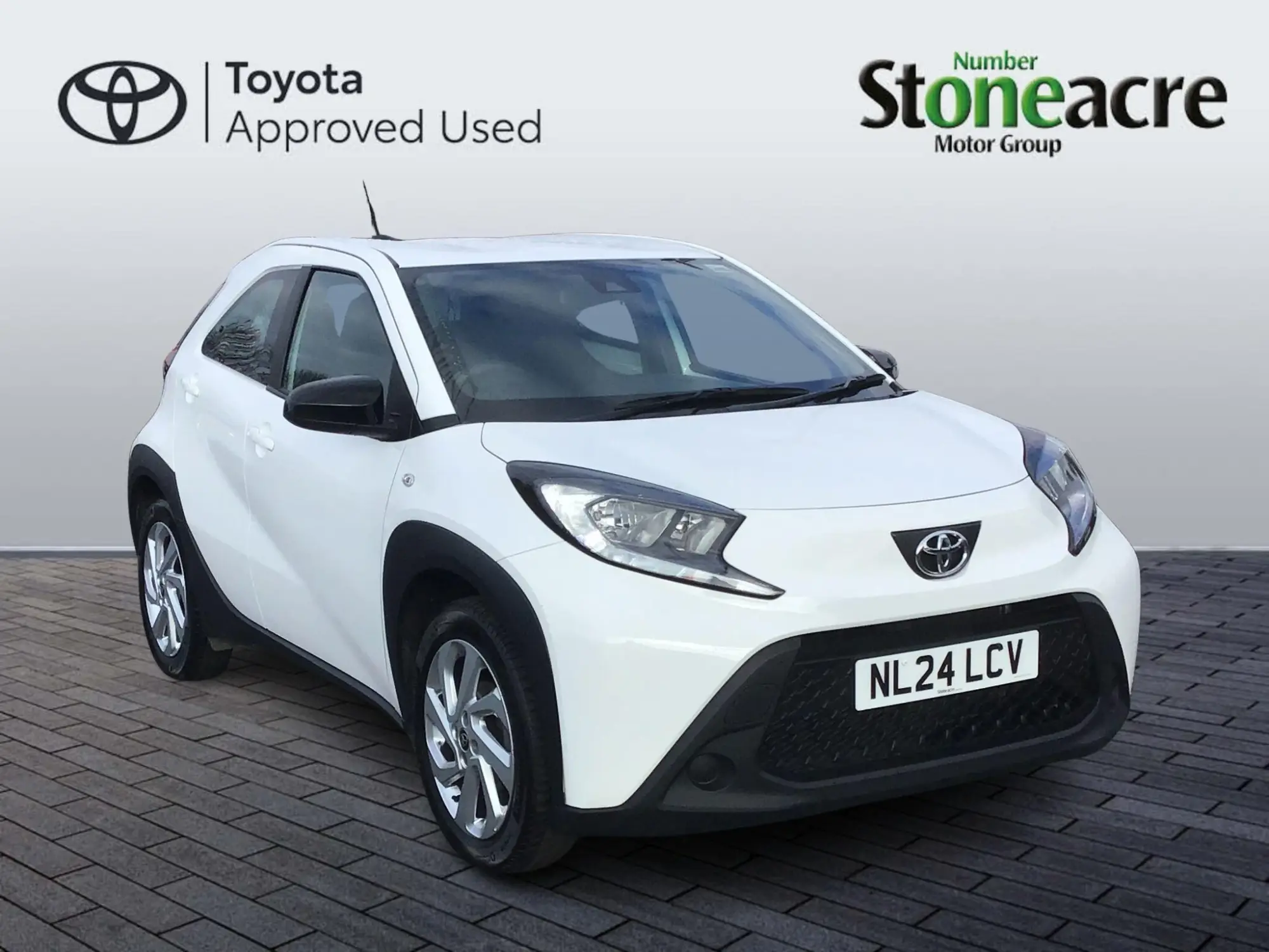 Toyota Aygo X 1.0 VVT-i Pure 5dr Auto NL24LCV Image 1