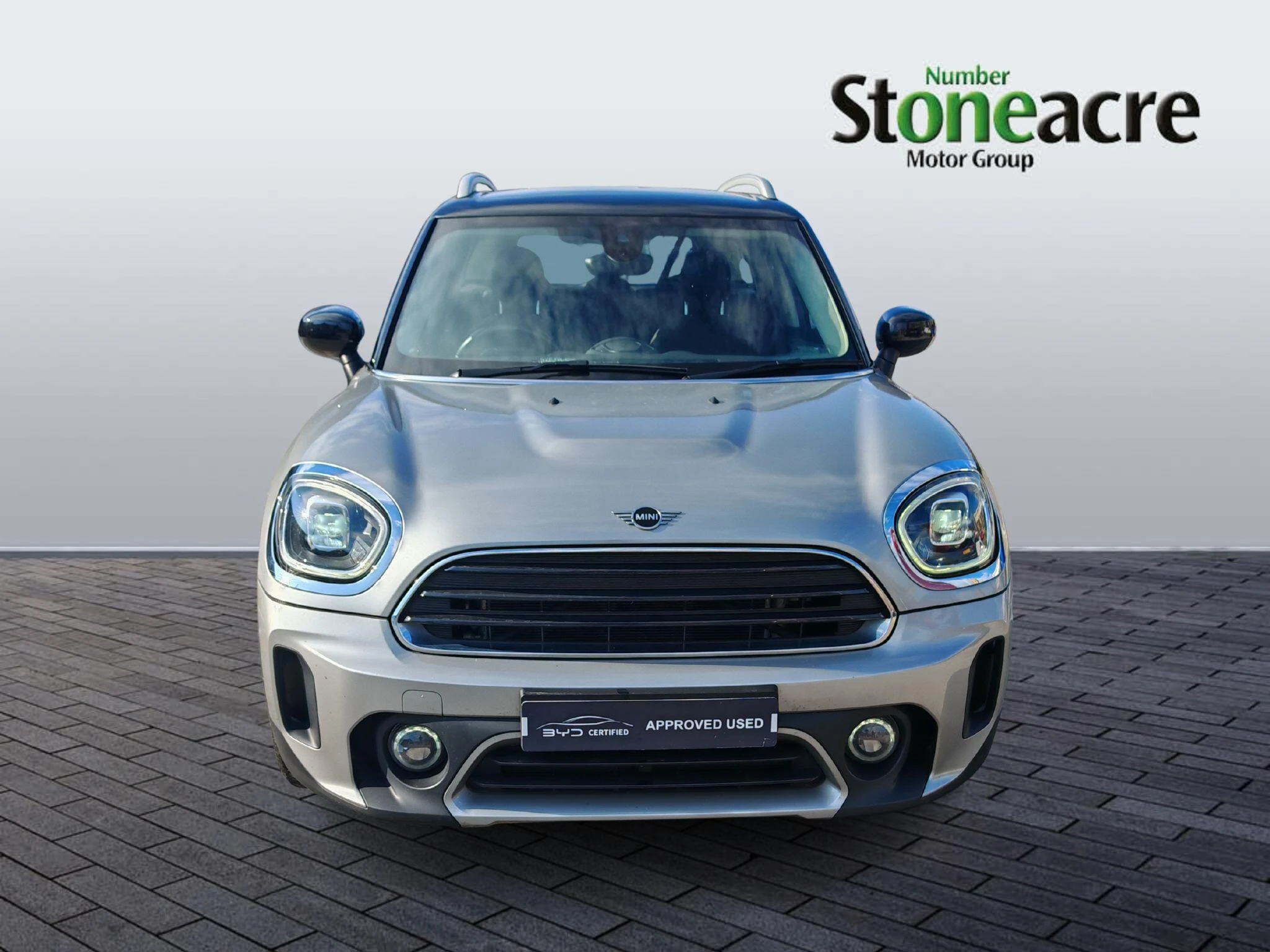 MINI Countryman 1.5 Cooper Classic 5dr Auto PG23LFJ Image 2