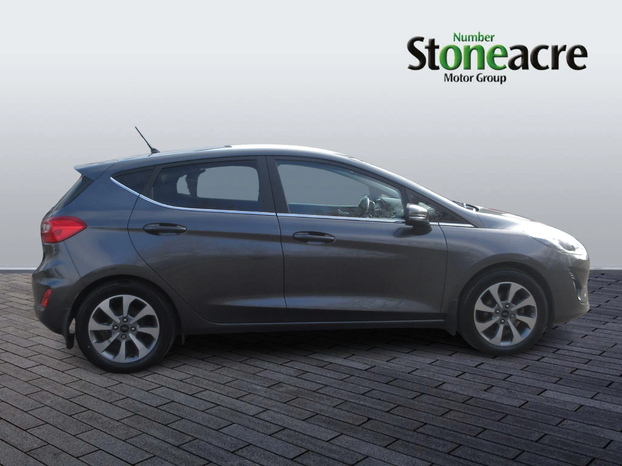 Ford Fiesta 1.1 Zetec 5dr NX67XPC Image 2