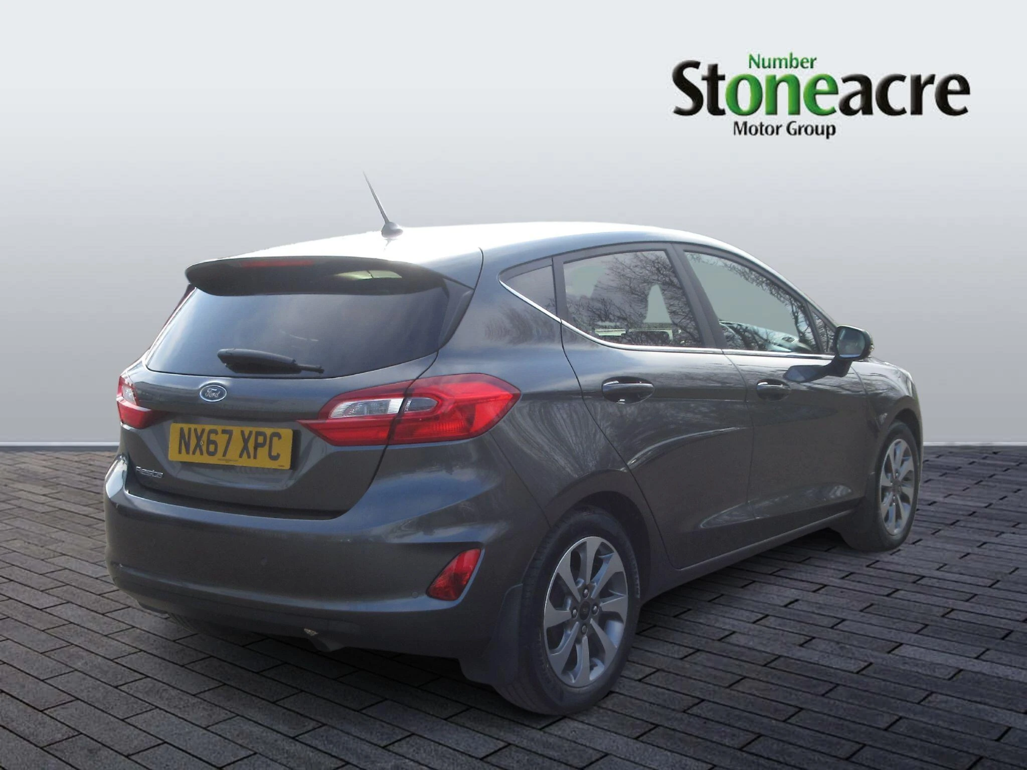 Ford Fiesta 1.1 Zetec 5dr NX67XPC Image 3