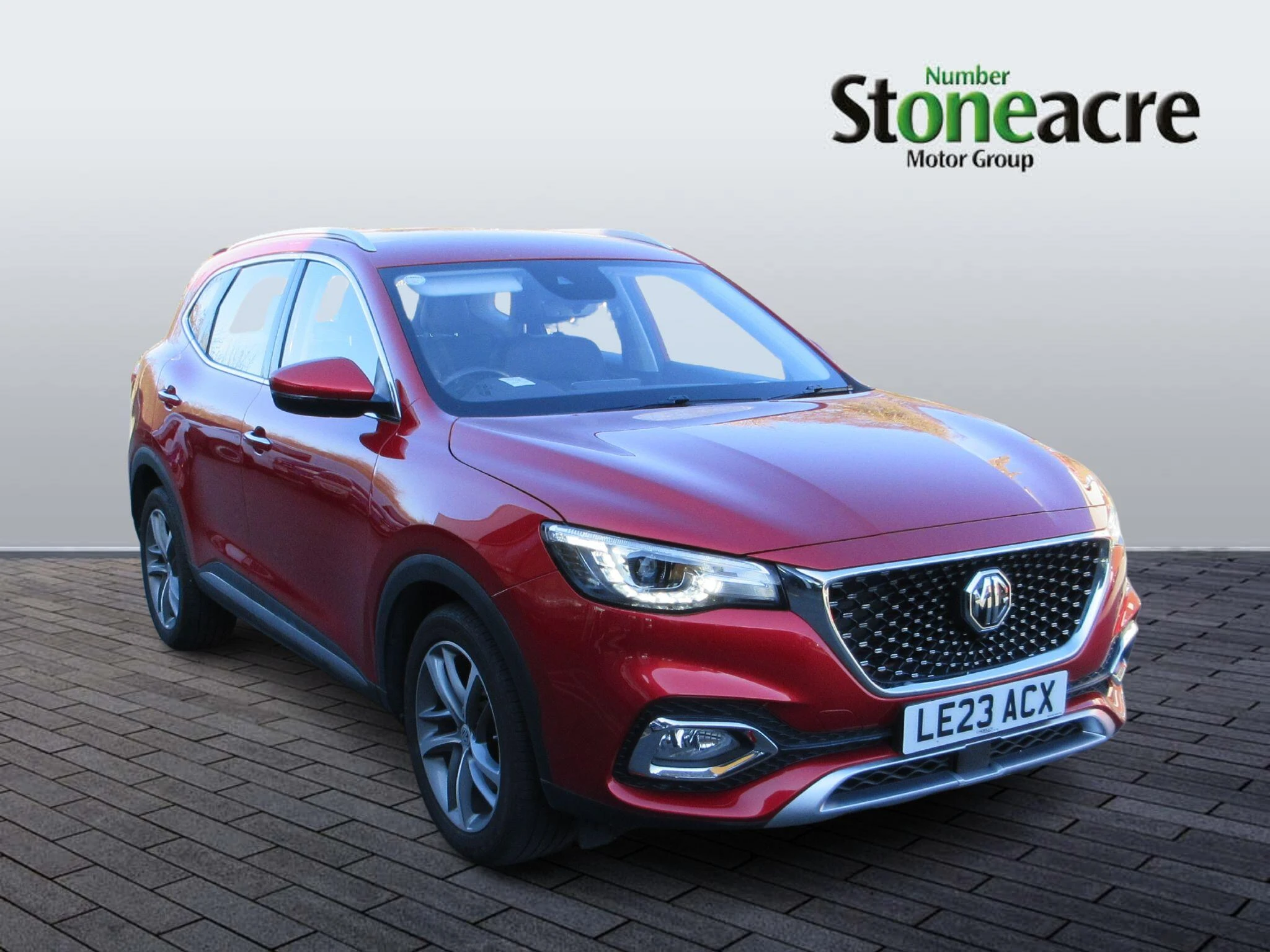 MG HS 1.5 T-GDI Excite 5dr DCT LE23ACX Image 1