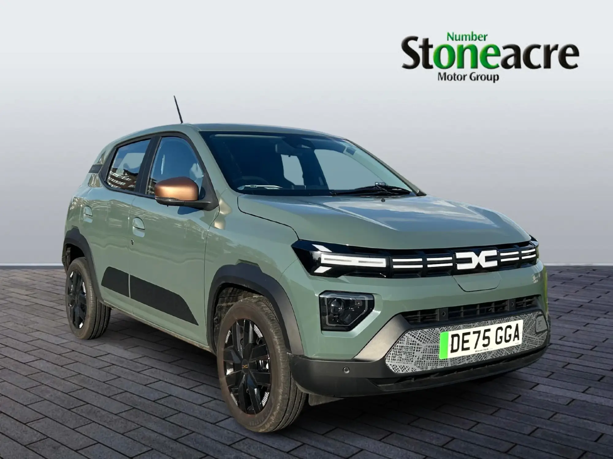 Dacia Spring 65 26.8kWh EXTREME Auto 5dr DE75GGA Image 1