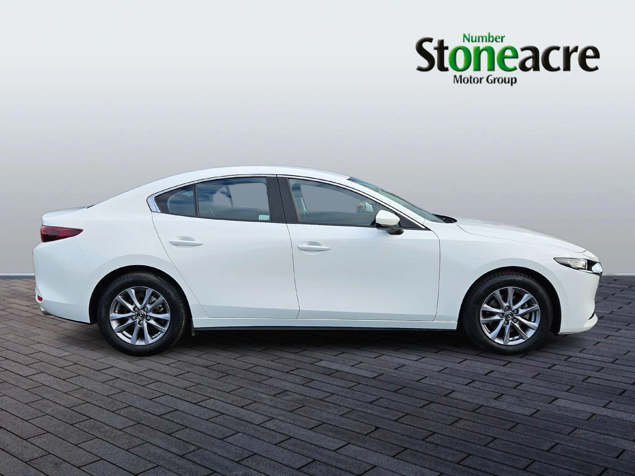 Mazda 3 2.0 e-SKYACTIV-X MHEV SE-L Lux Euro 6 (s/s) 4dr NK22OFP Image 2