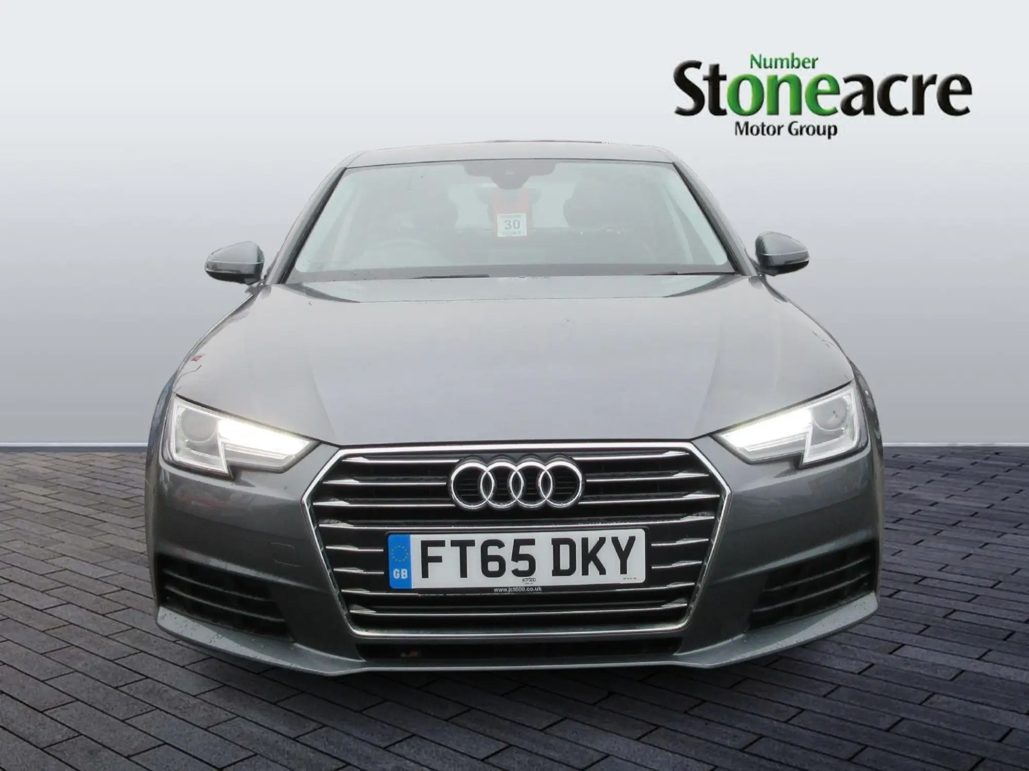 Audi A4 Saloon 2.0 TDI ultra SE S Tronic Euro 6 (s/s) 4dr FT65DKY Image 2