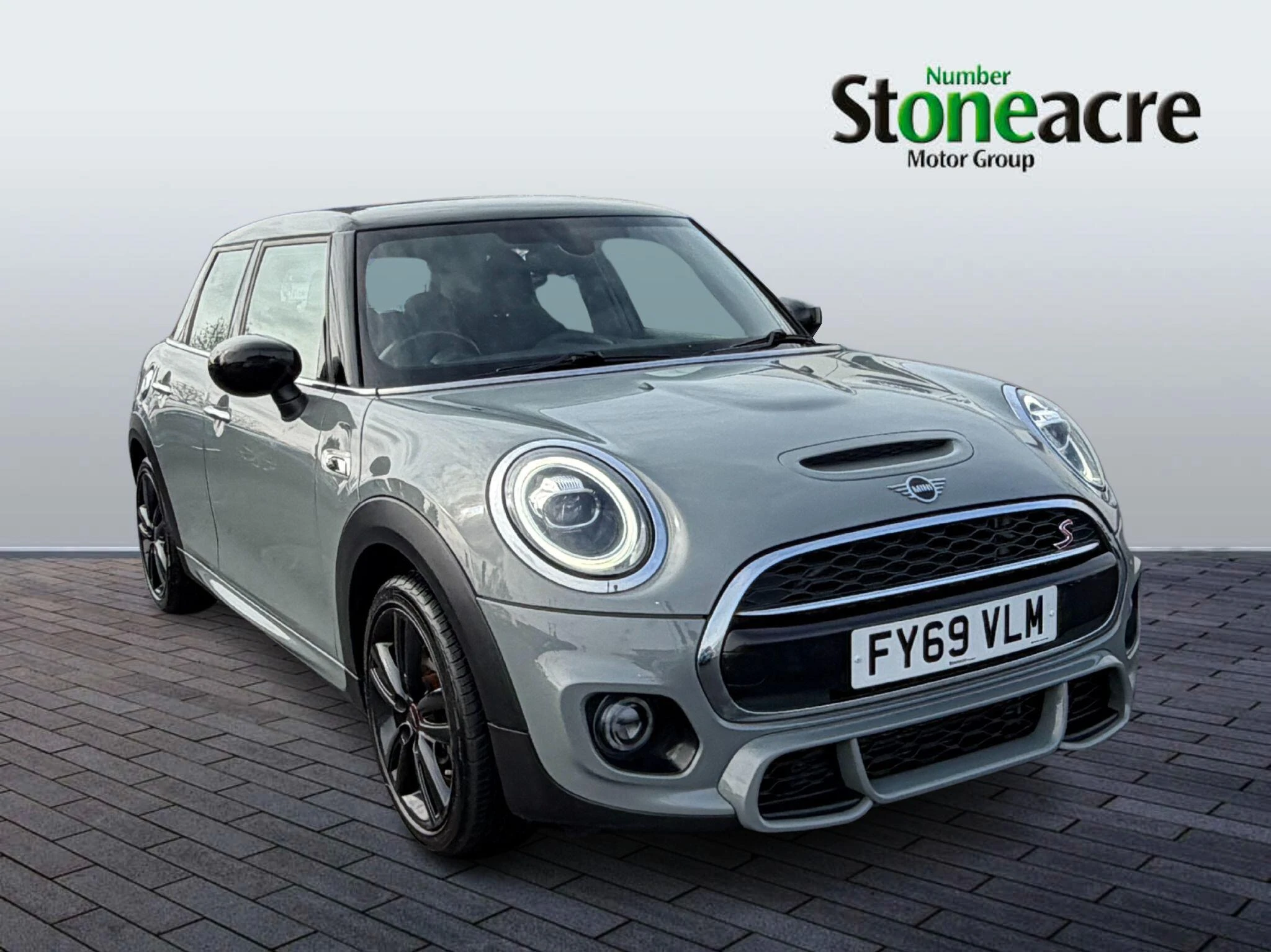 MINI Hatch 2.0 Cooper S Sport Euro 6 (s/s) 5dr FY69VLM Image 1