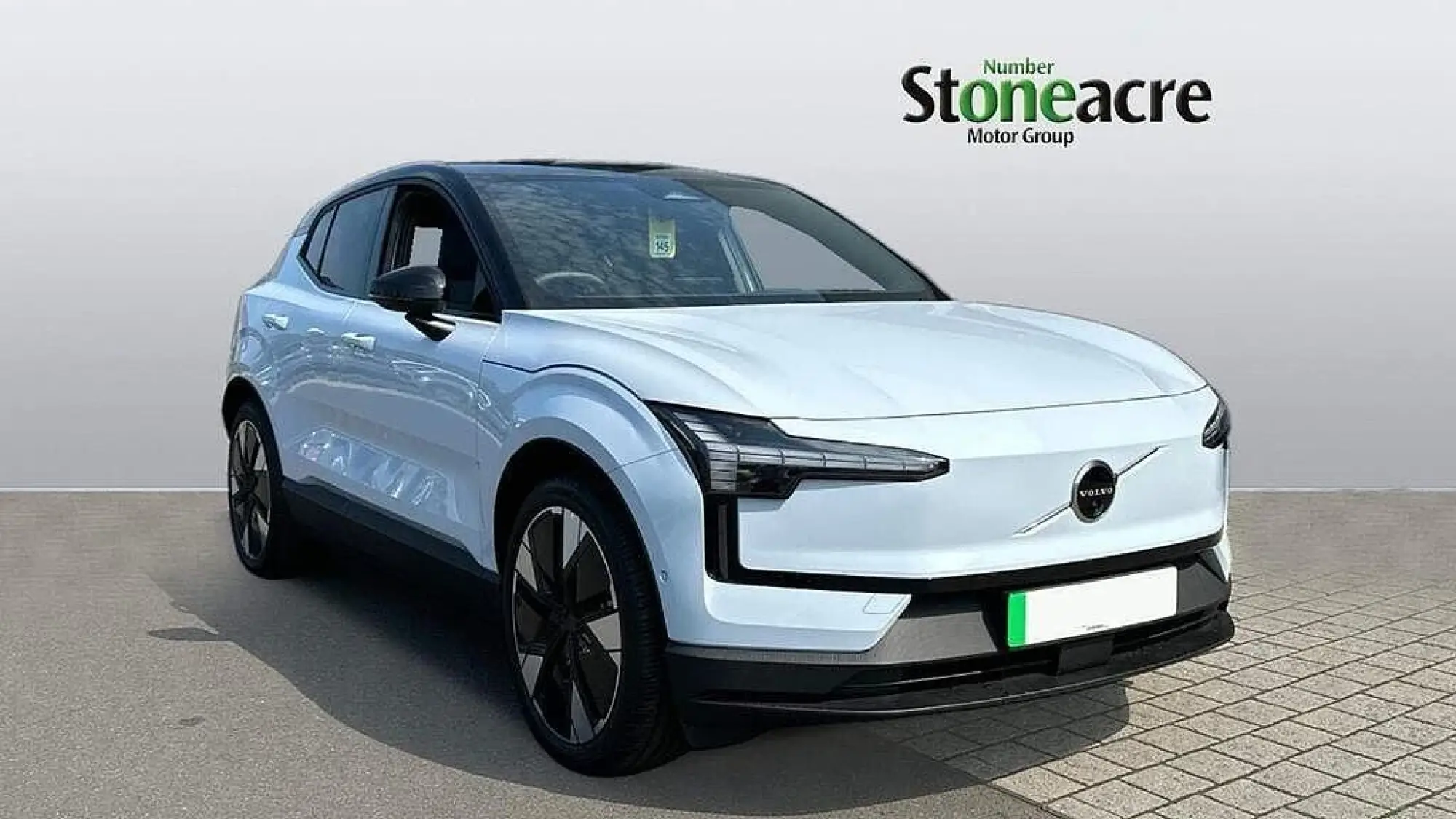 Volvo EX30 315kW Twin Motor Performance Ultra 69kWh 5dr Auto NL26HJU Image 2