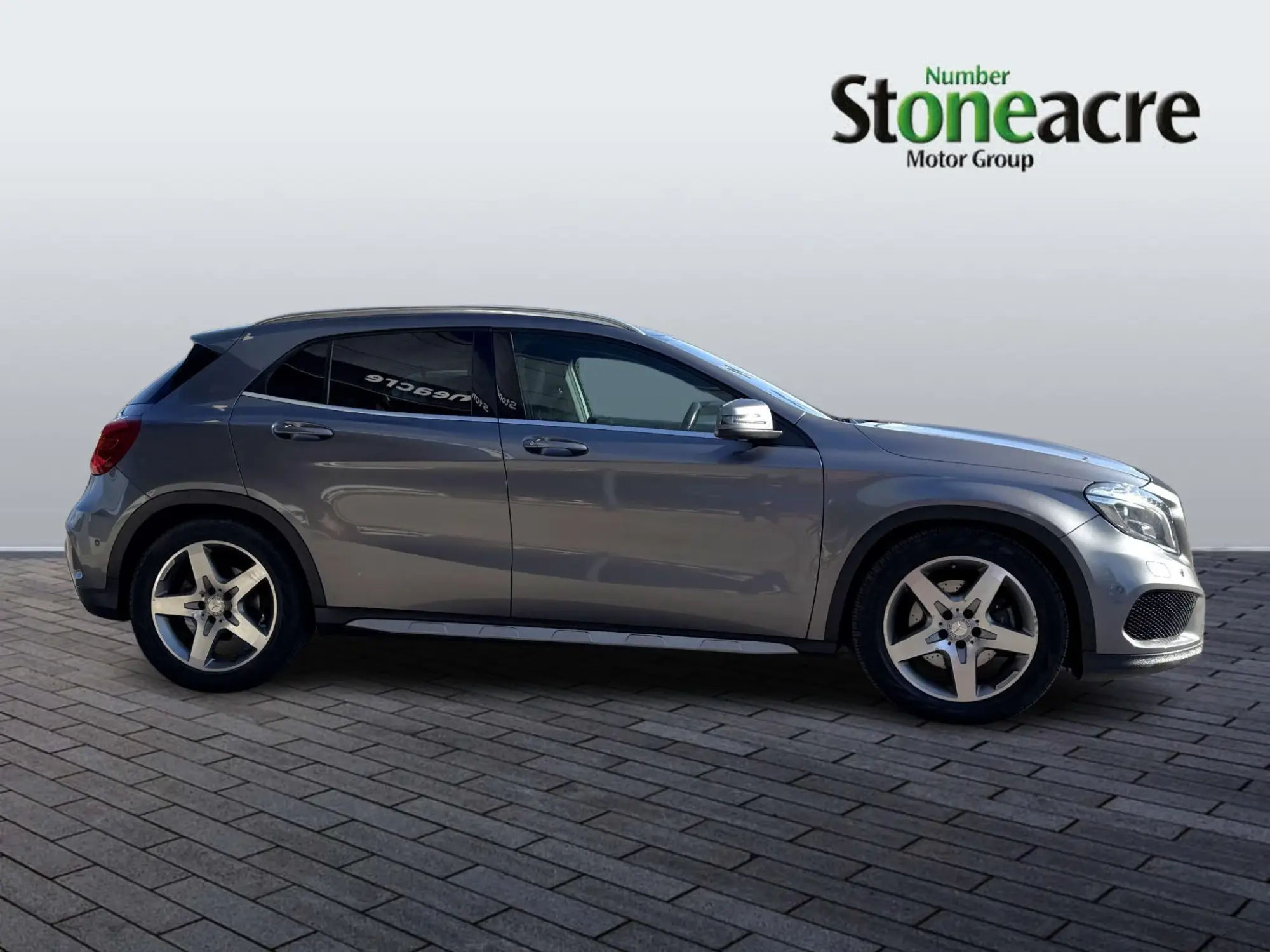 Mercedes-Benz GLA 2.1 GLA220 CDI AMG Line 7G-DCT 4MATIC Euro 6 (s/s) 5dr KP14BCX Image 2