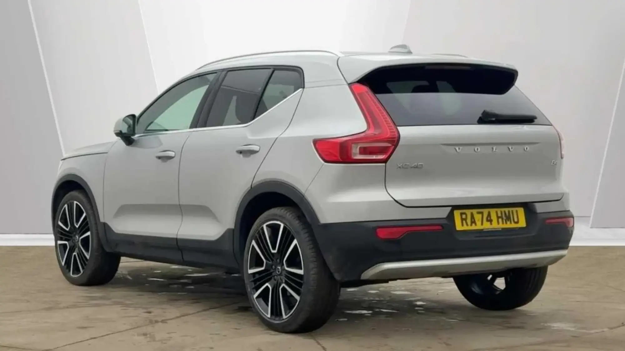 Volvo XC40 Image 3