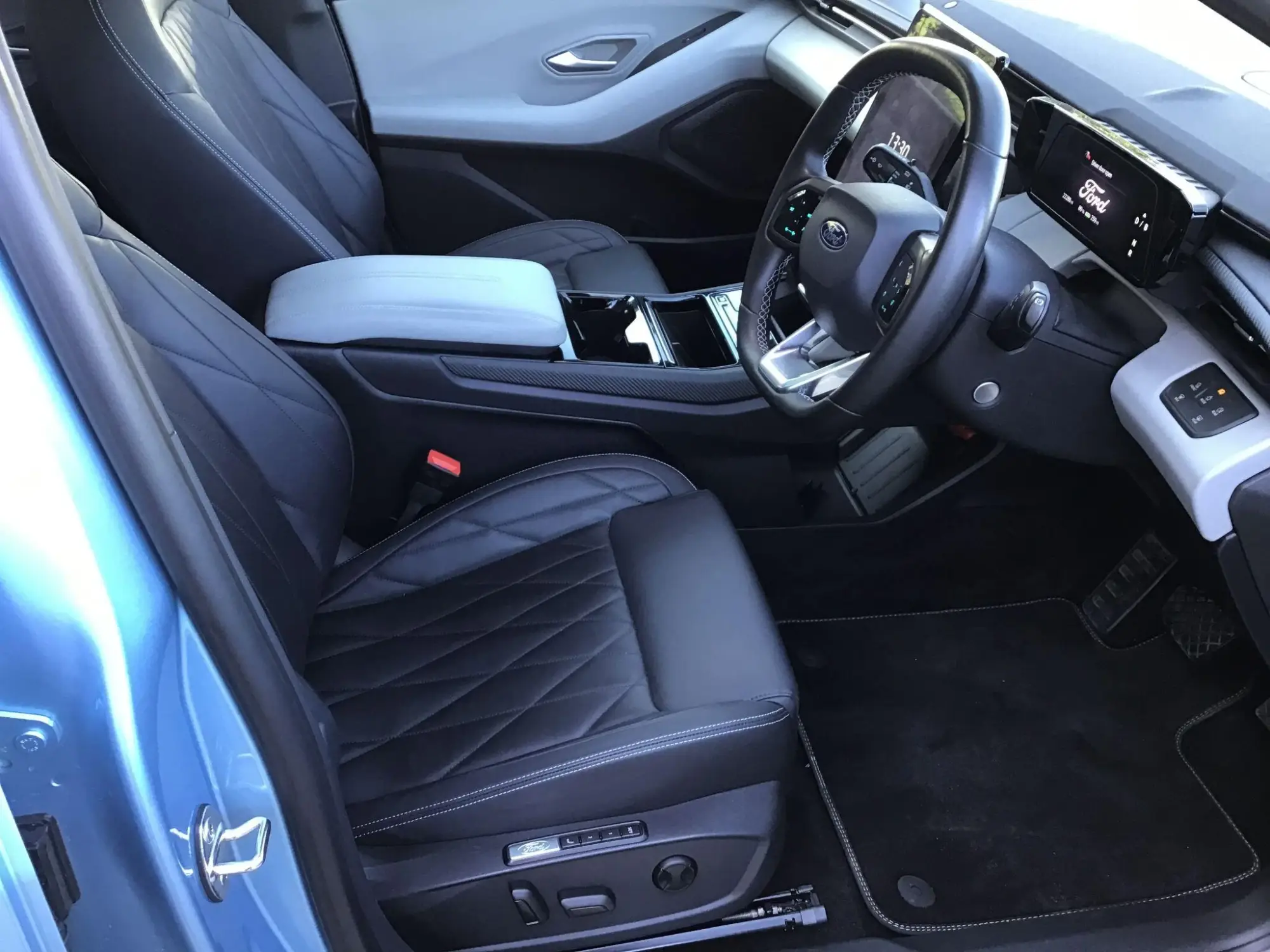 Ford Explorer Image 9 Ford Explorer Image 9