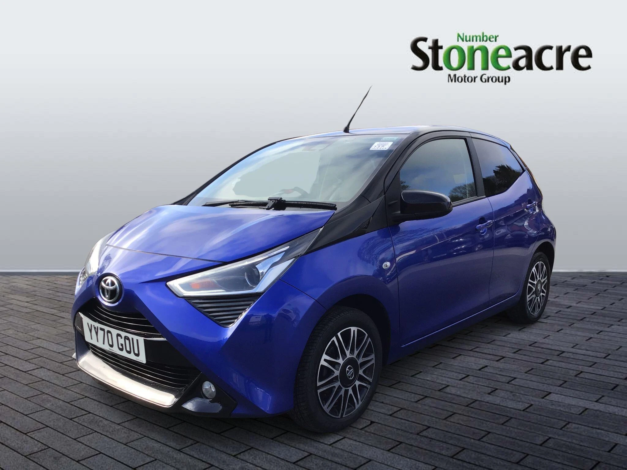 Toyota Aygo 1.0 VVT-i x-clusiv Hatchback 5dr Petrol Manual Euro 6 (71 ps) YY70GOU Image 3