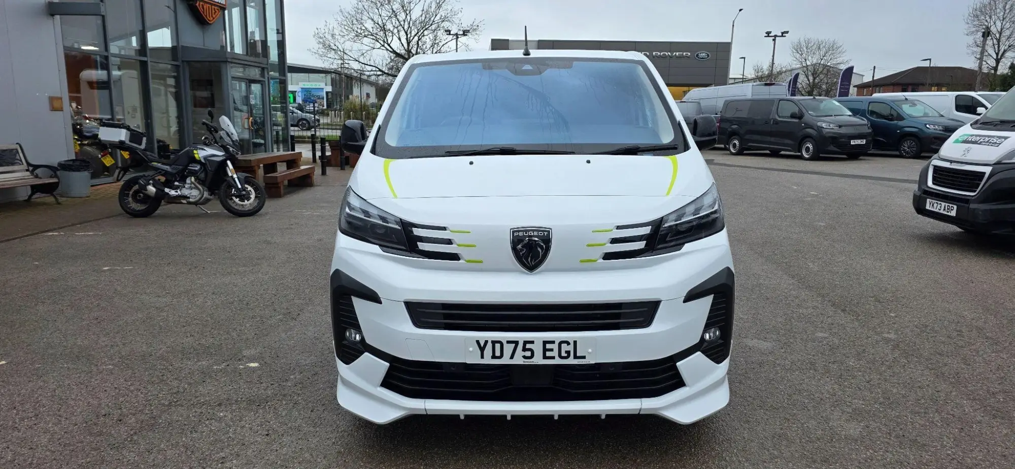 Peugeot Expert Image 2