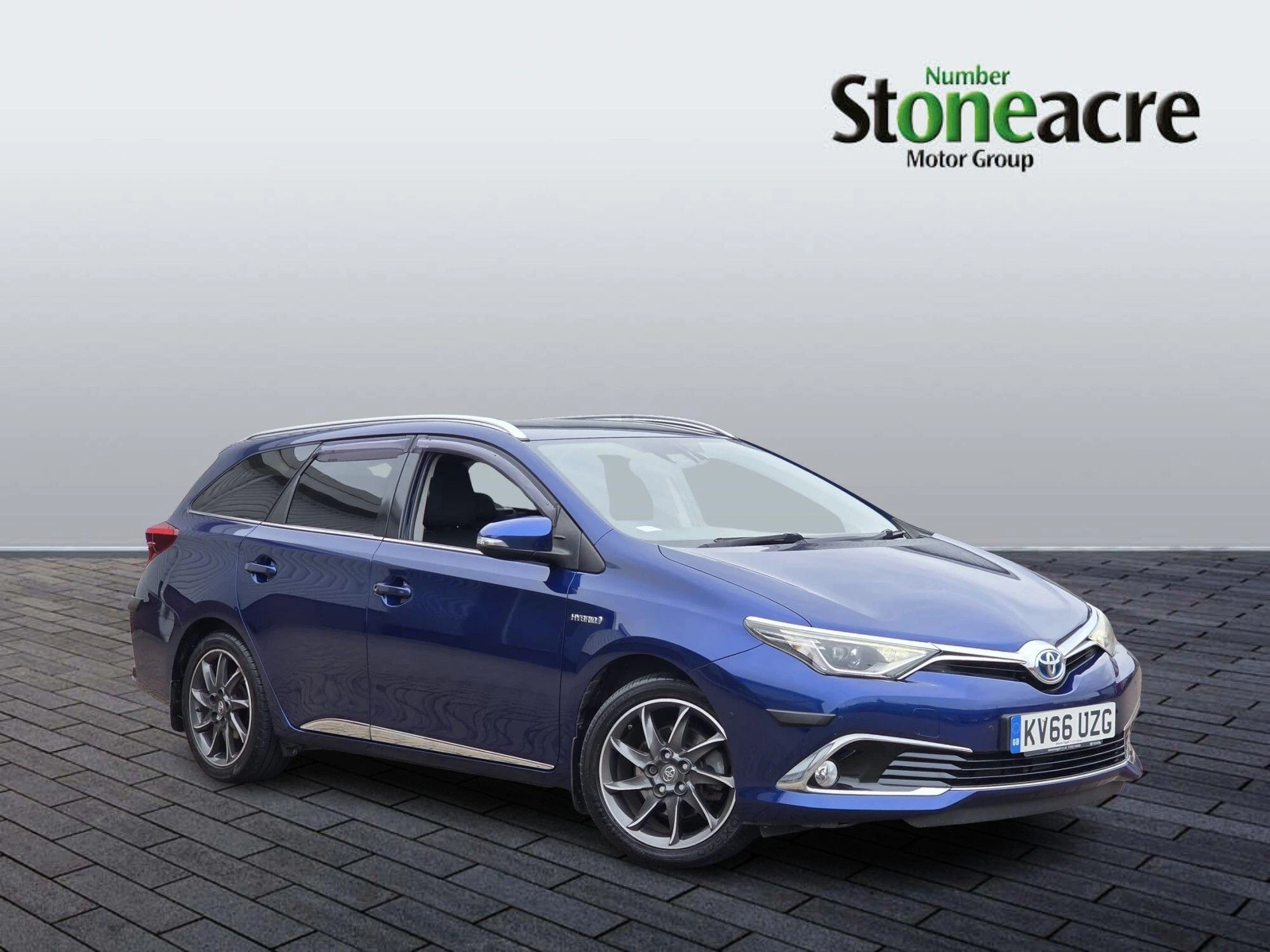 Toyota Auris 1.8 VVT-h Excel Touring Sports CVT Euro 6 (s/s) 5dr (Safety Sense) KV66UZG Image 1