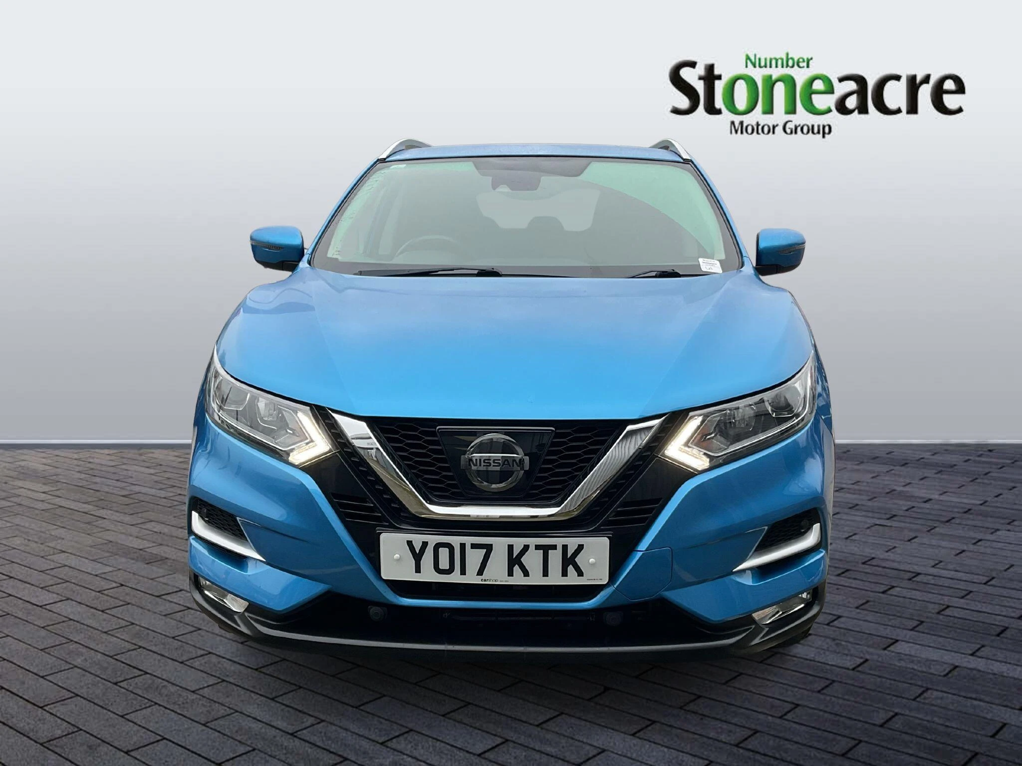 Nissan Qashqai 1.6 dCi N-Connecta XTRON Euro 6 (s/s) 5dr YO17KTK Image 2