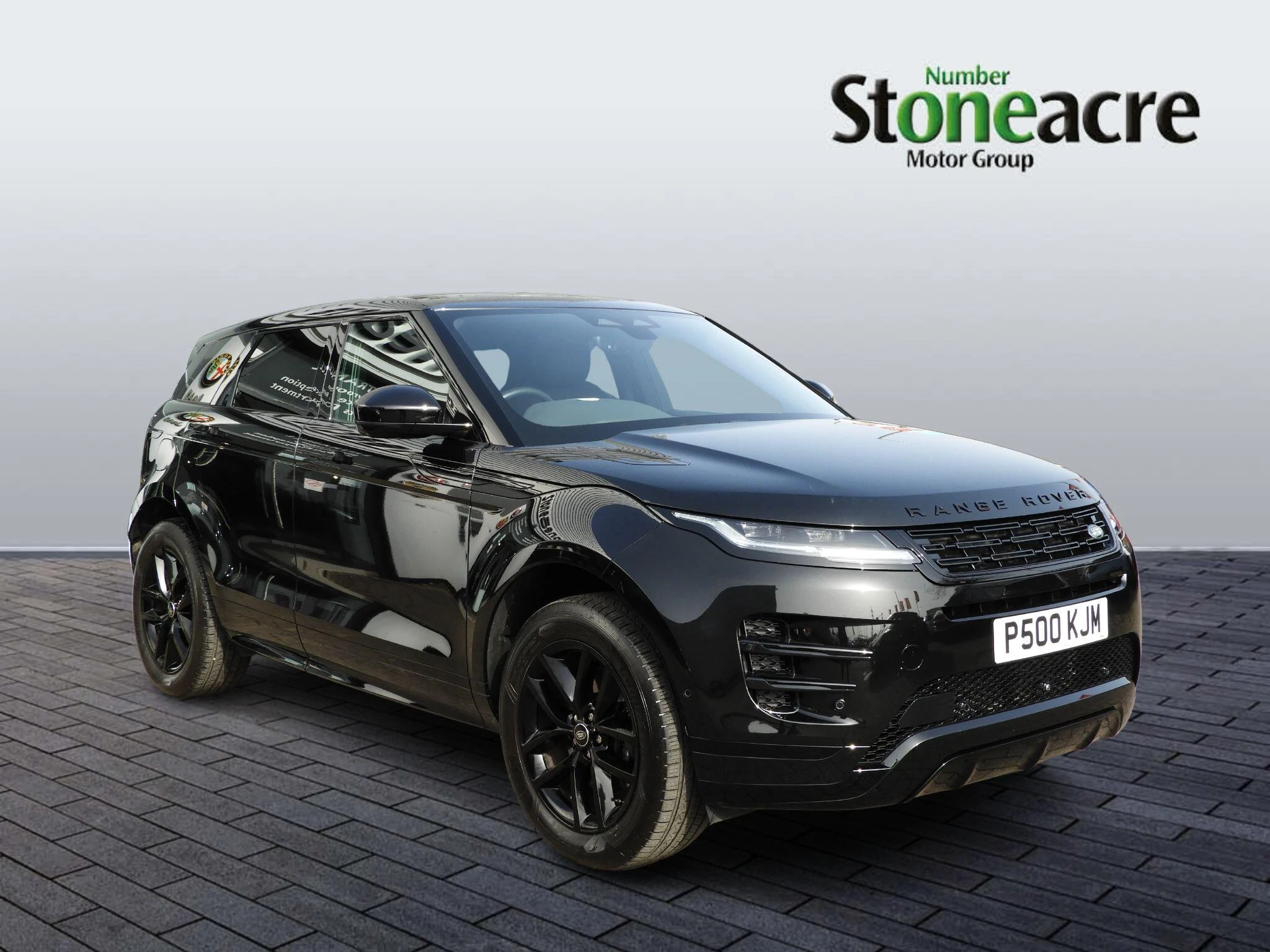 Land Rover Range Rover Evoque 1.5 P270e 12.17kWh Edition Auto 4WD Euro 6 (s/s) 5dr P500KJM Image 1